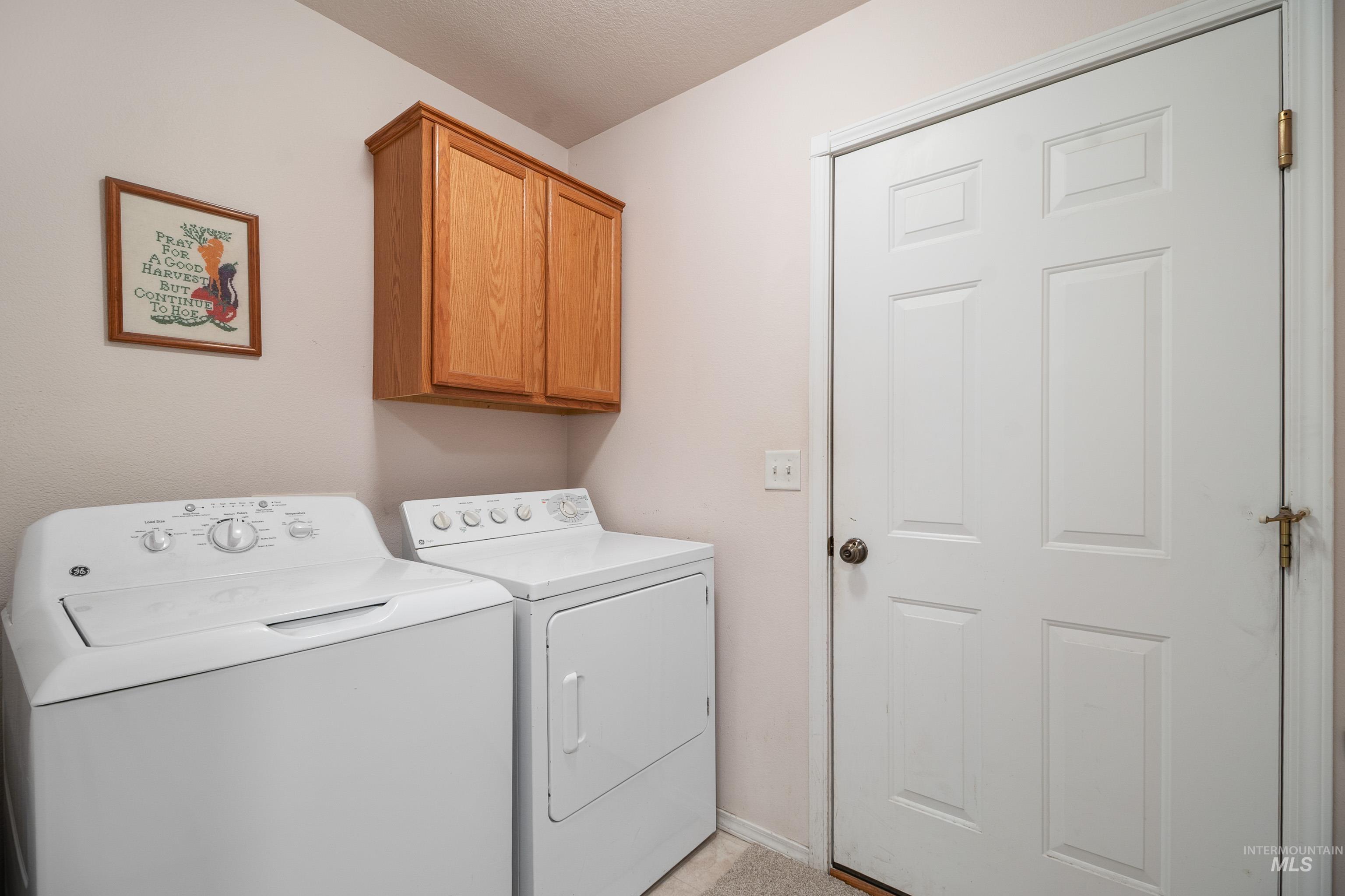 551 E Magnolia Property Photo 12