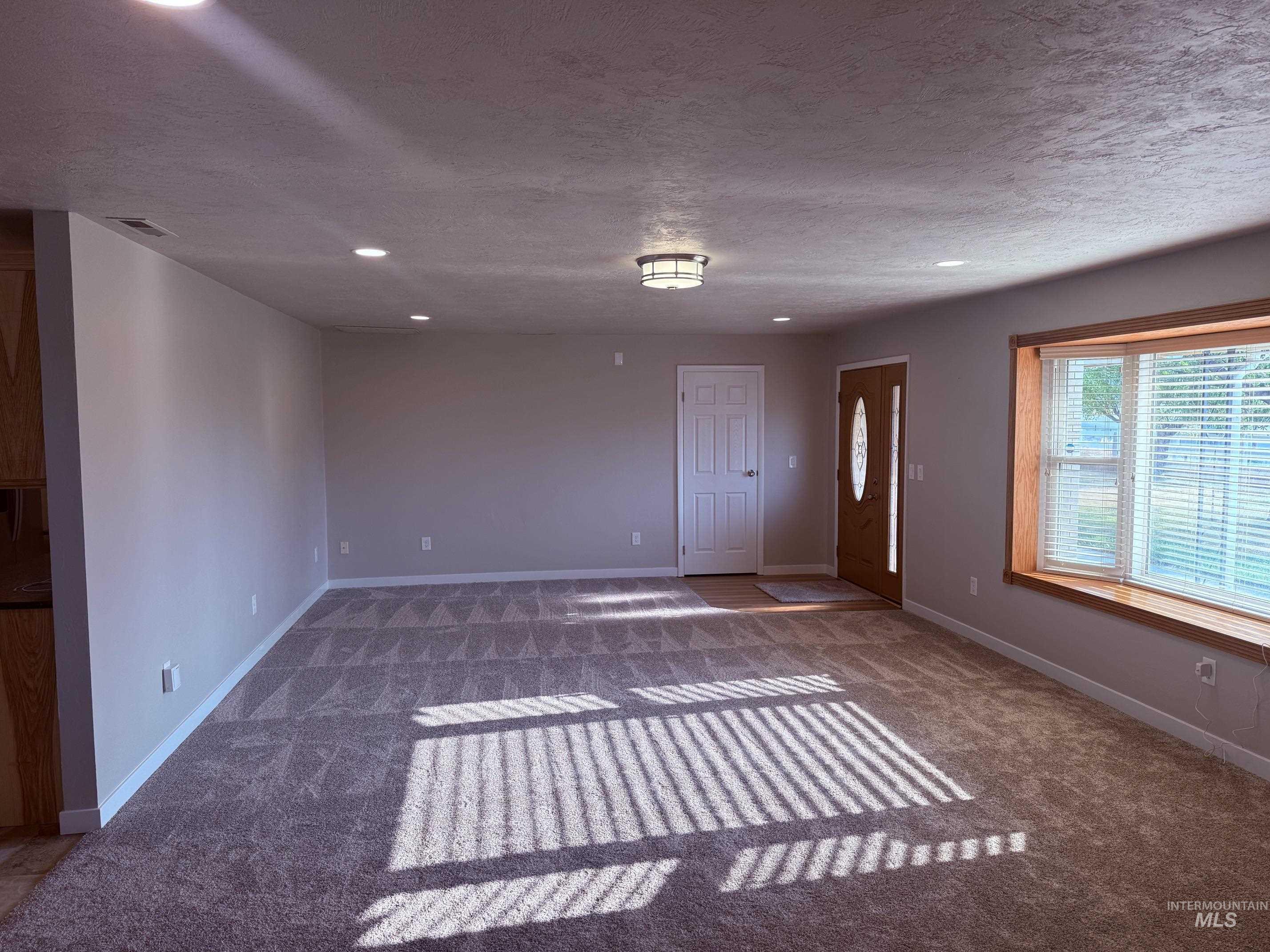 13561 Willis Road Property Photo 5