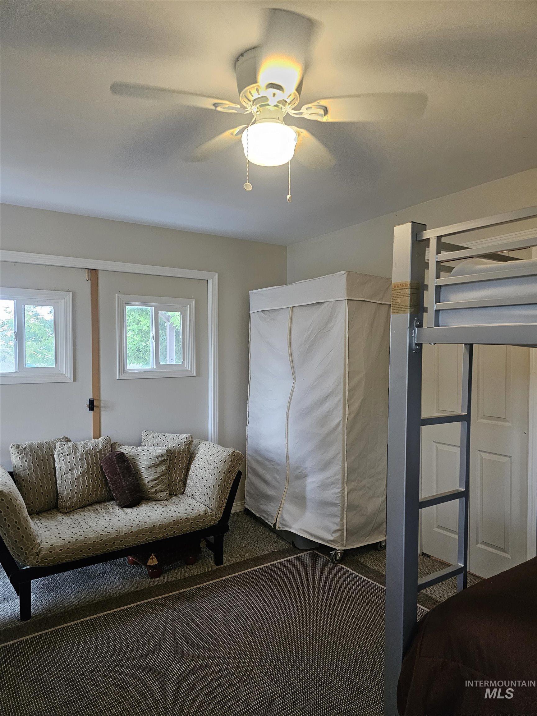 100 E Prairie Road Property Photo 22