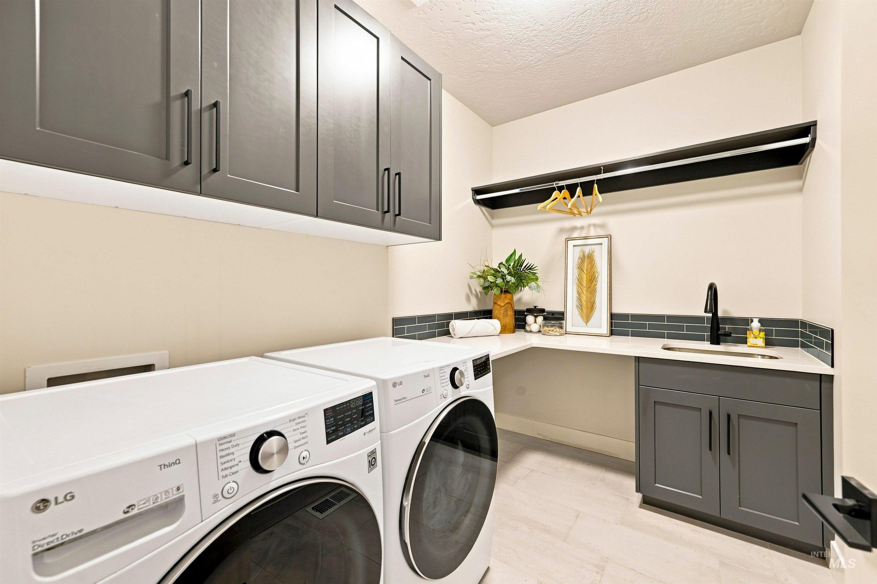 2255 N Sugar Loop Ave Property Photo 23