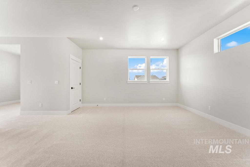 186 S Turner Ave. Property Photo 22