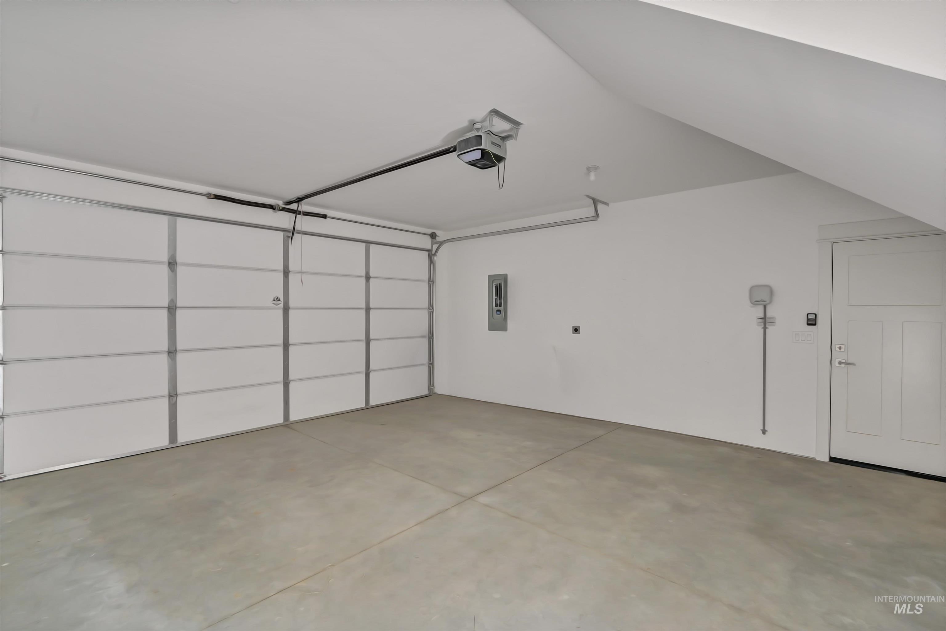 2101 S Hervey Street Property Photo 23