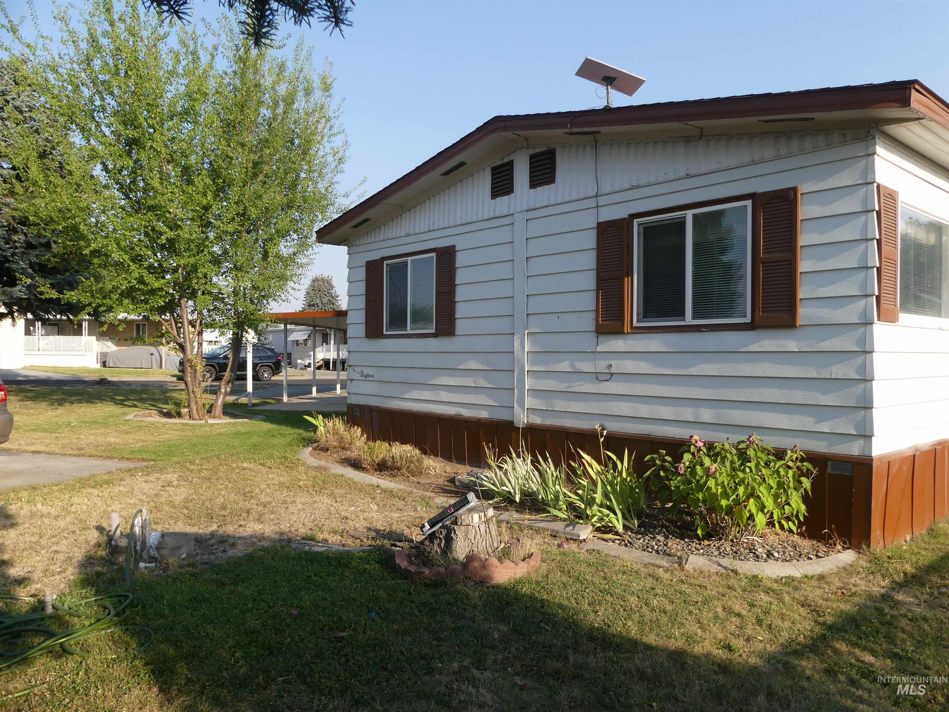 2015 6th Ave Property Photo 12