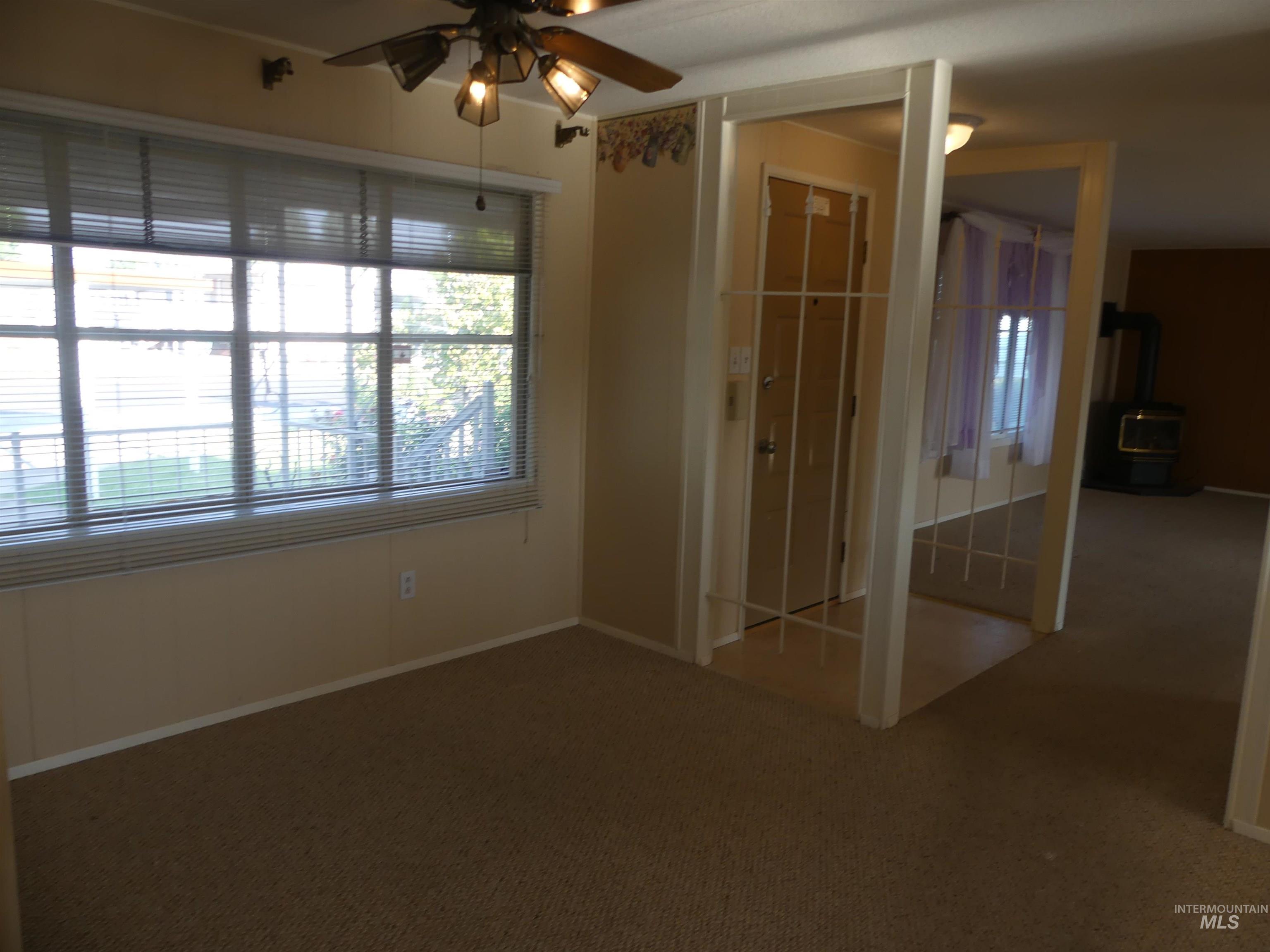 2015 6th Ave Property Photo 25