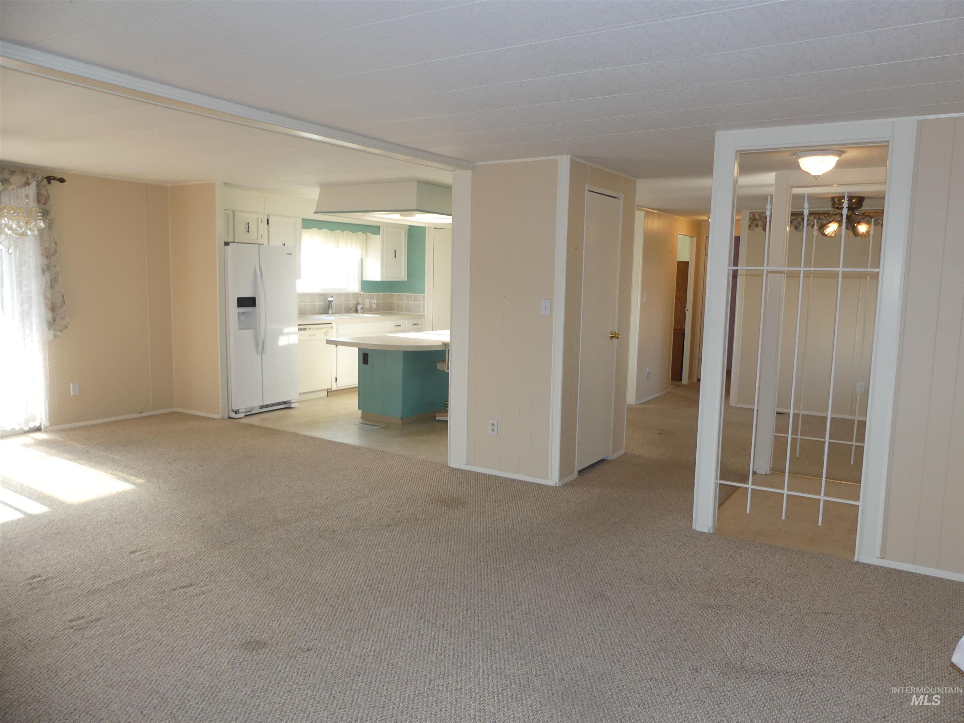 2015 6th Ave Property Photo 28