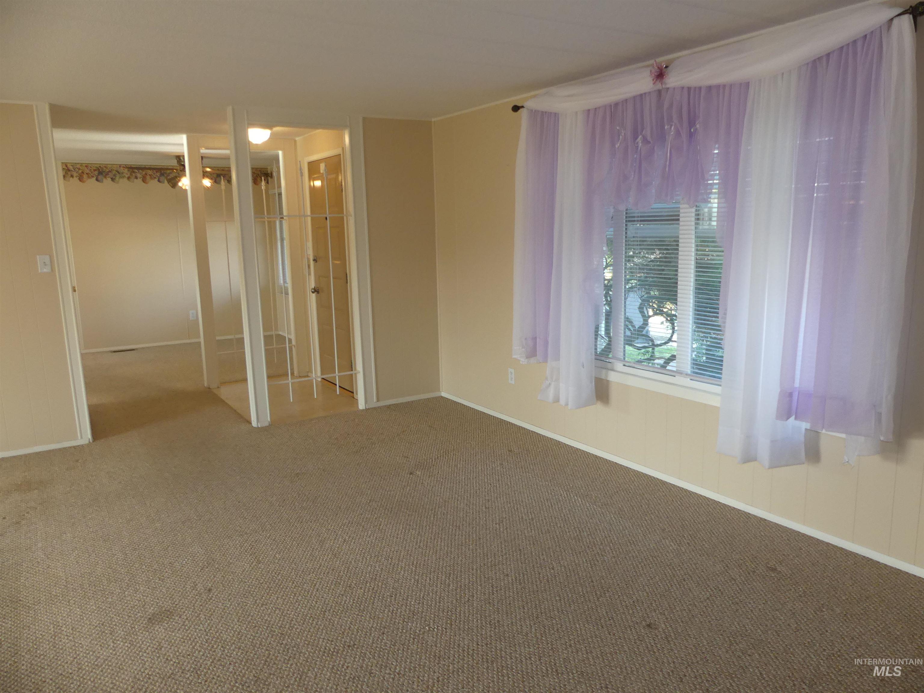 2015 6th Ave Property Photo 29
