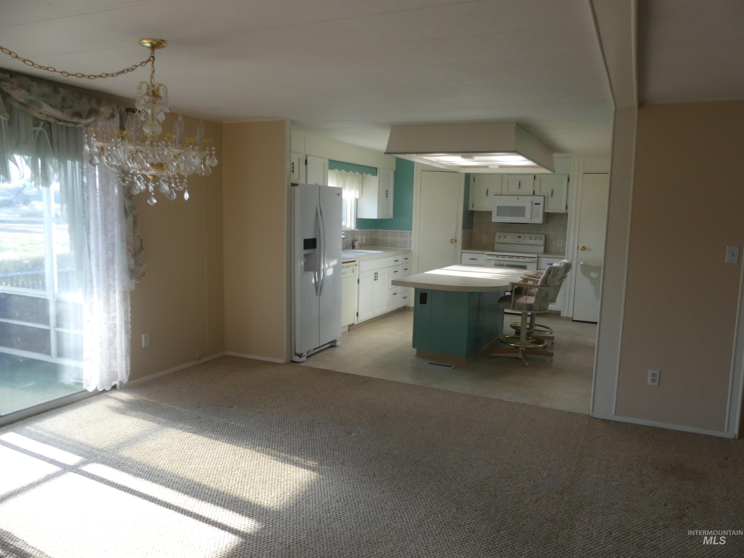 2015 6th Ave Property Photo 30