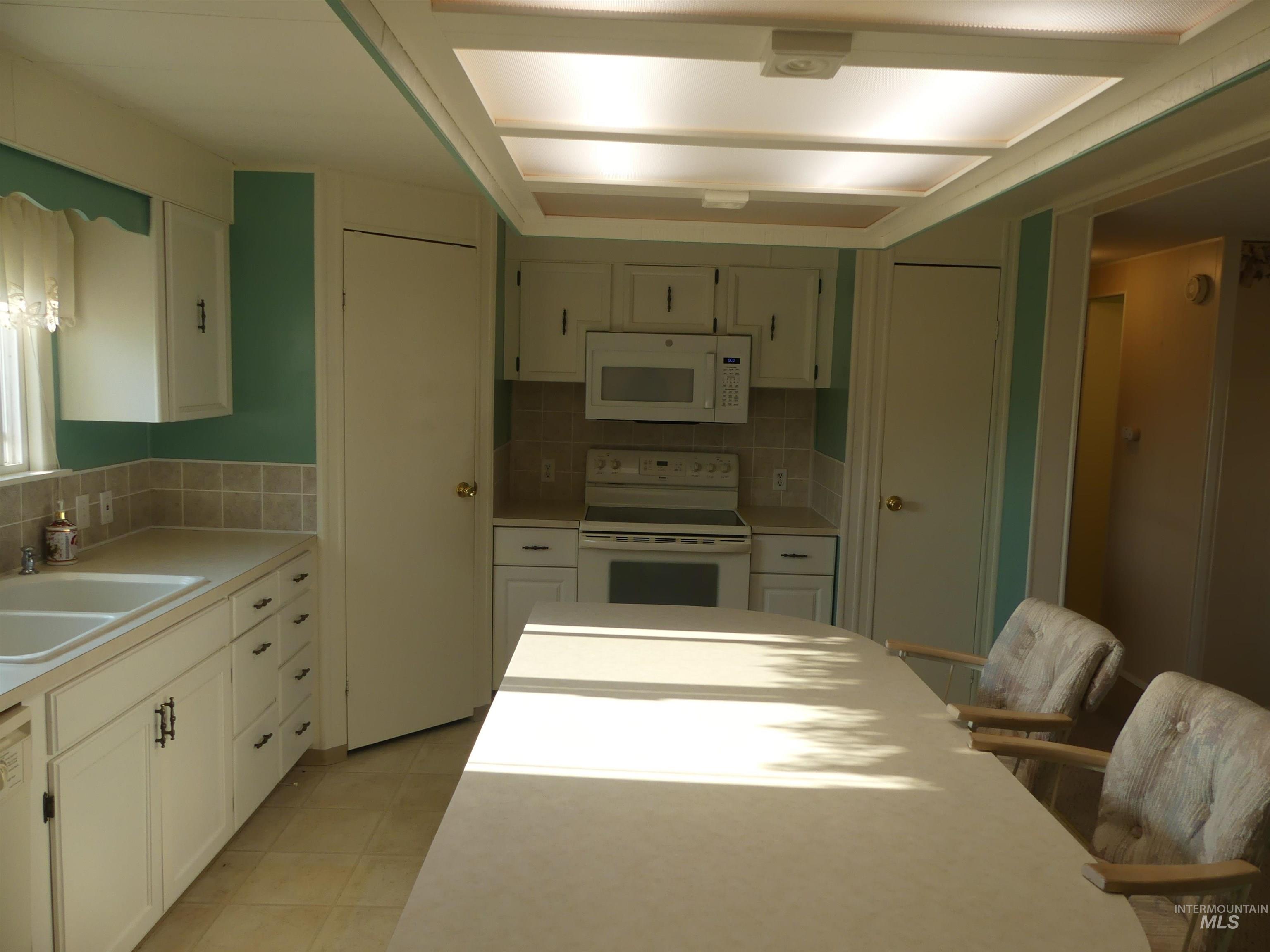 2015 6th Ave Property Photo 34
