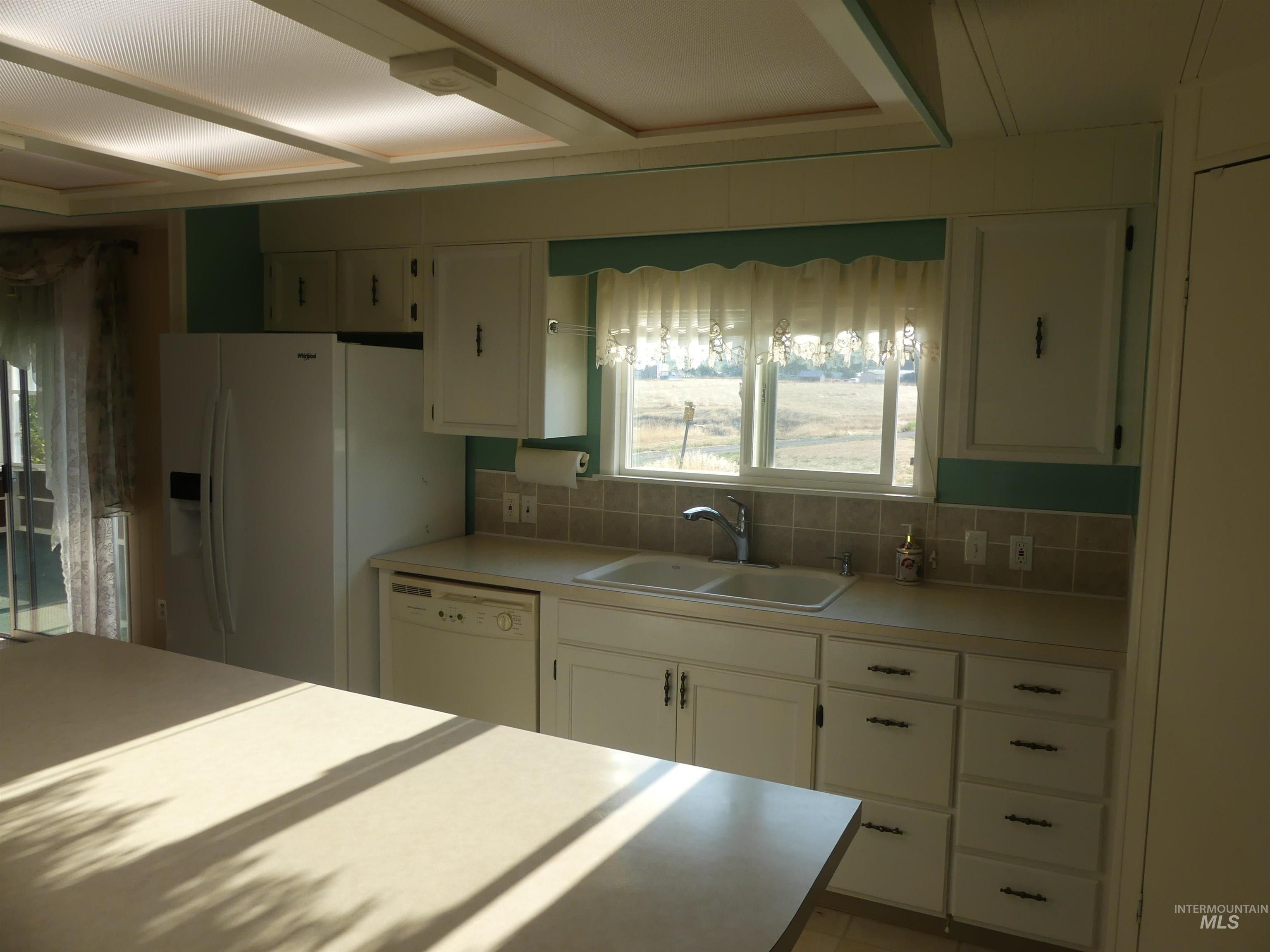 2015 6th Ave Property Photo 36
