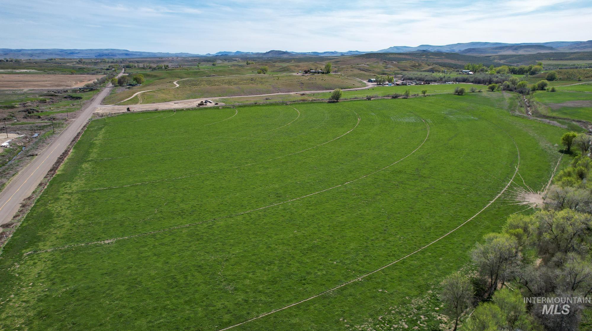 1547 Highway 201 Property Photo 5