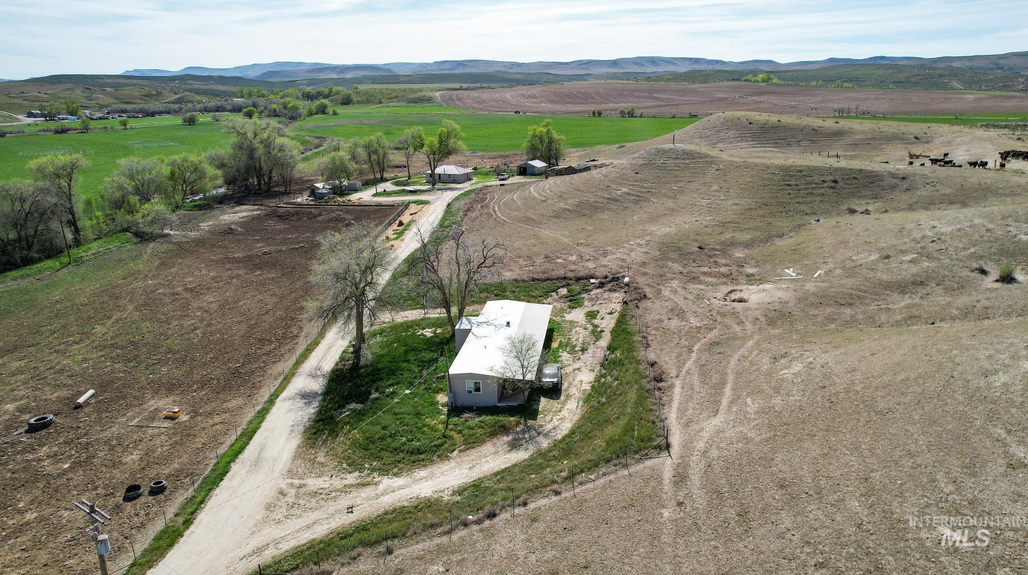 1547 Highway 201 Property Photo 14