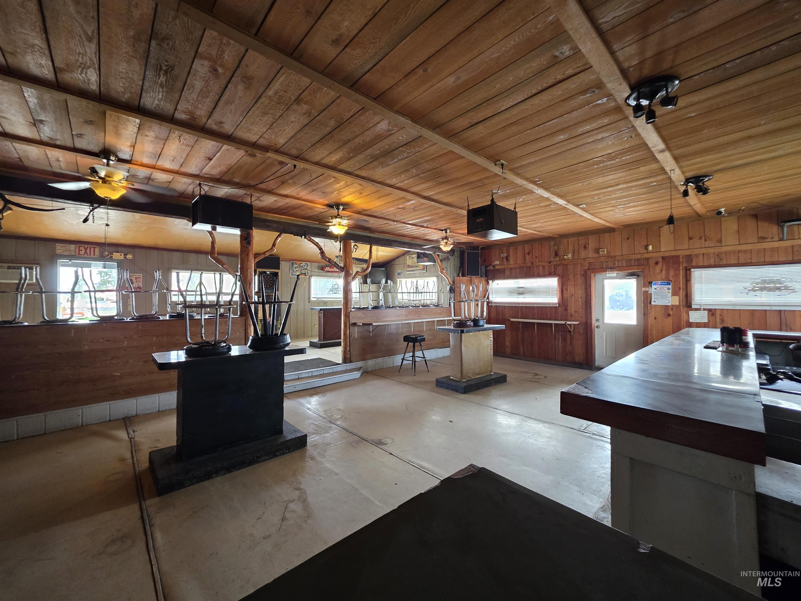 108 N Main St Property Photo 6
