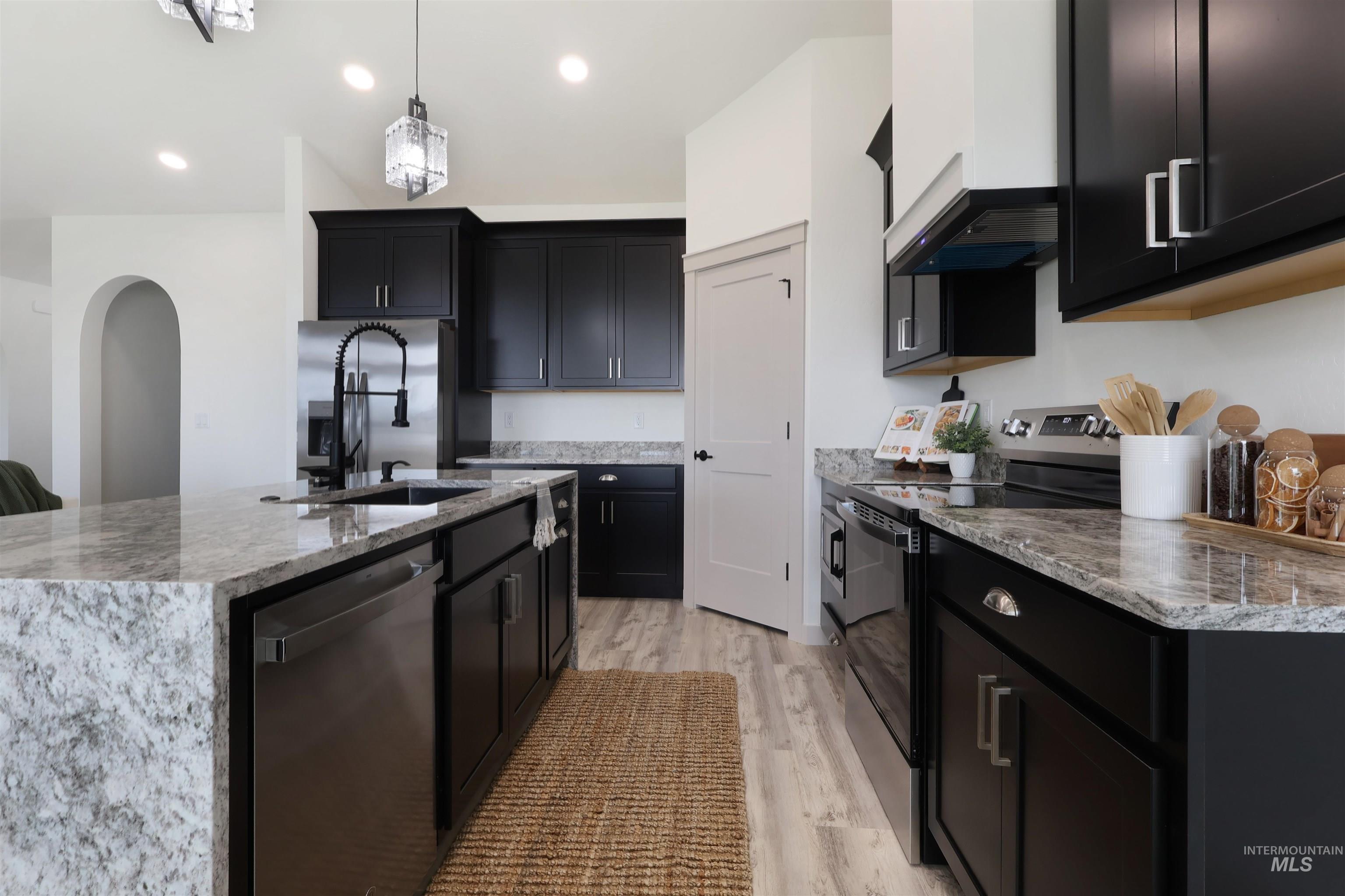 1521 Lavender St Property Photo 15