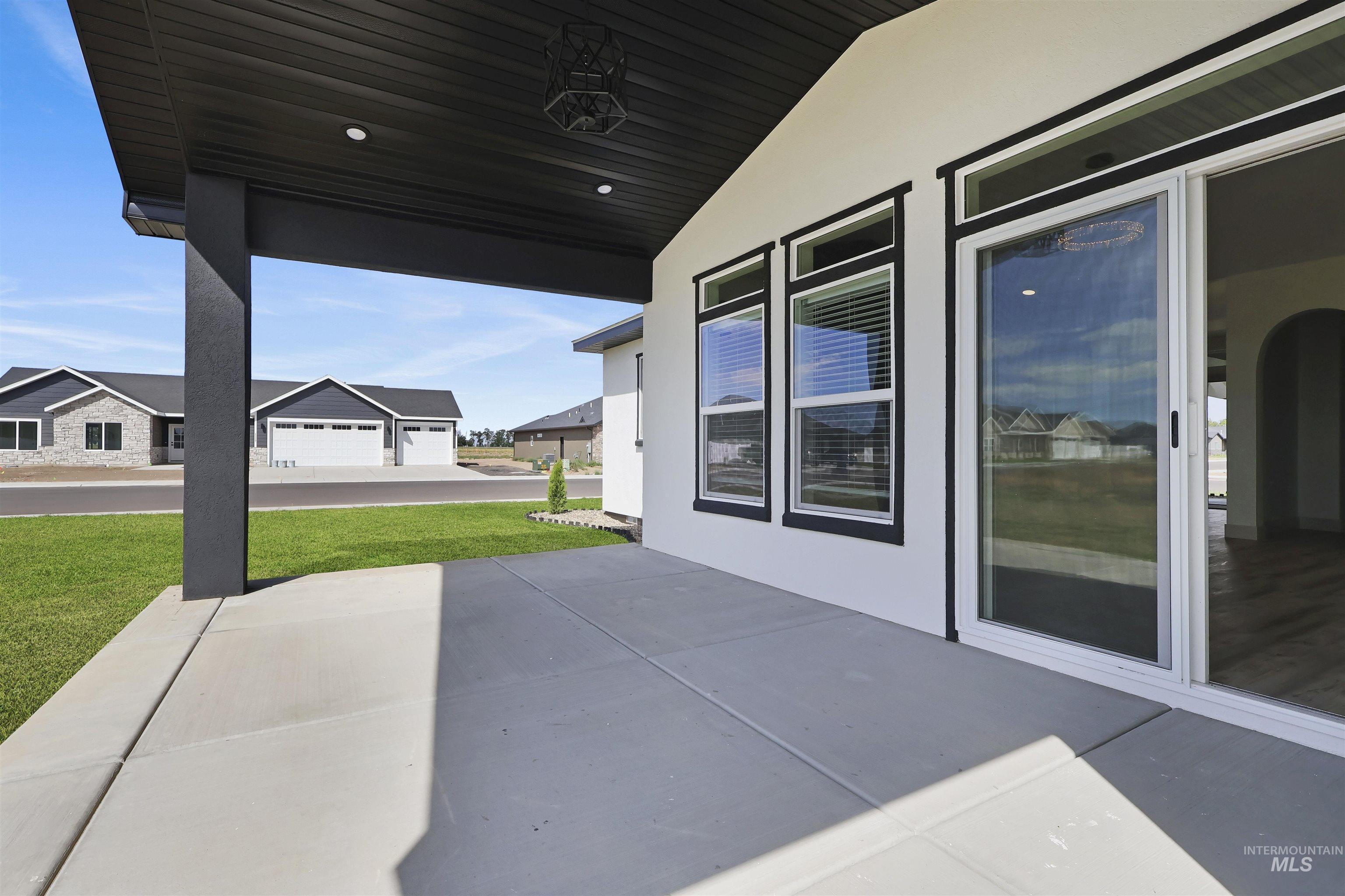 1521 Lavender St Property Photo 17