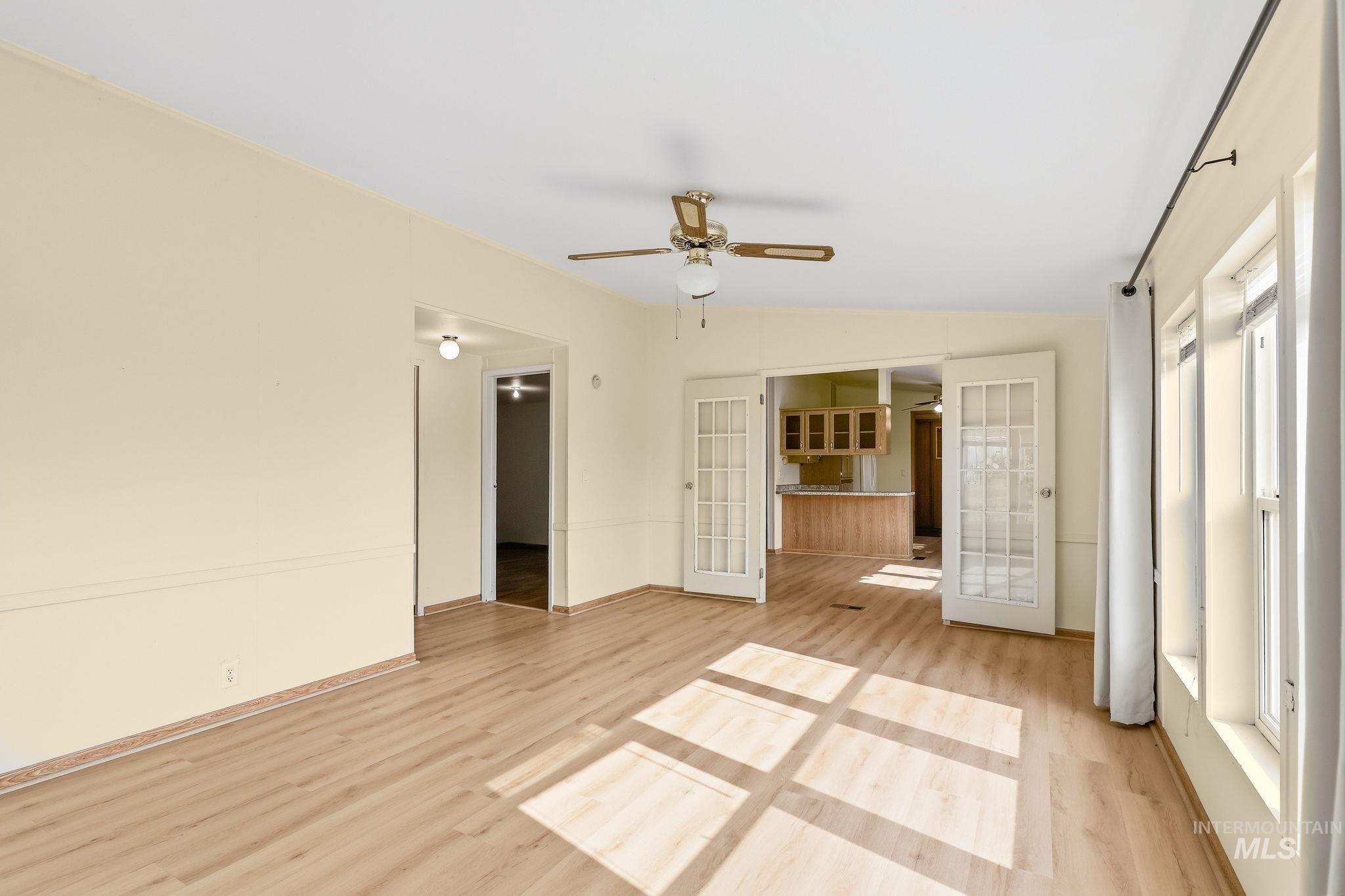 3110 Star Ln Property Photo 8