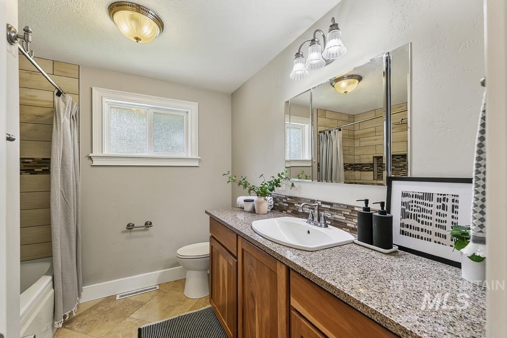 10919 W Cruser Dr Property Photo 13