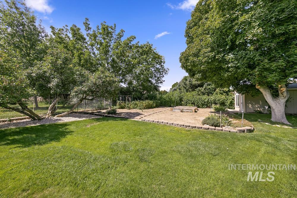10919 W Cruser Dr Property Photo 21