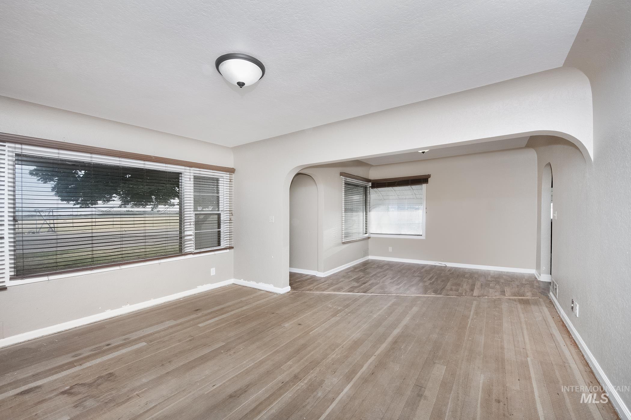 5120 Hwy 201 Property Photo 4
