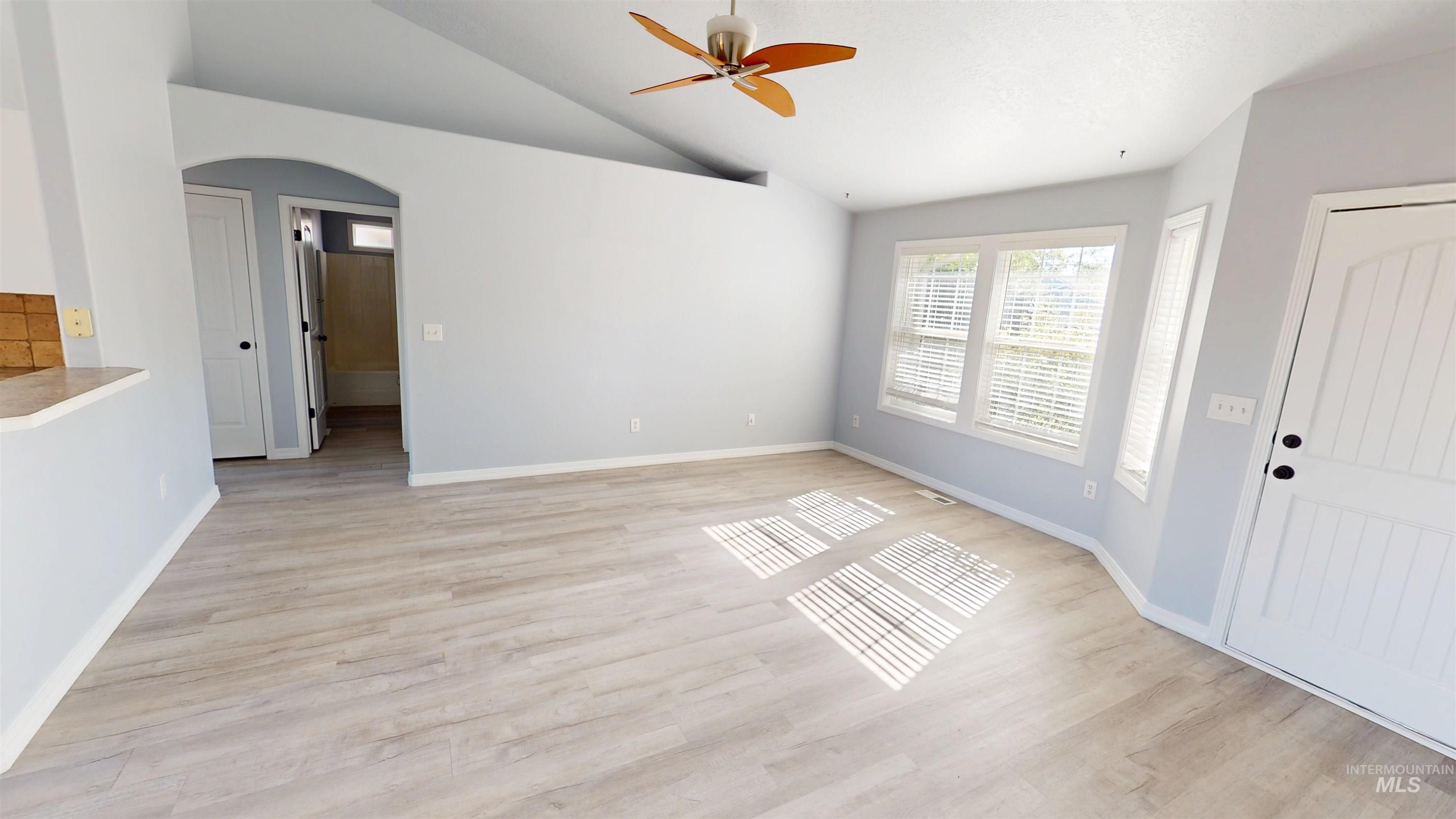 16891 N Darmady Loop Property Photo 10