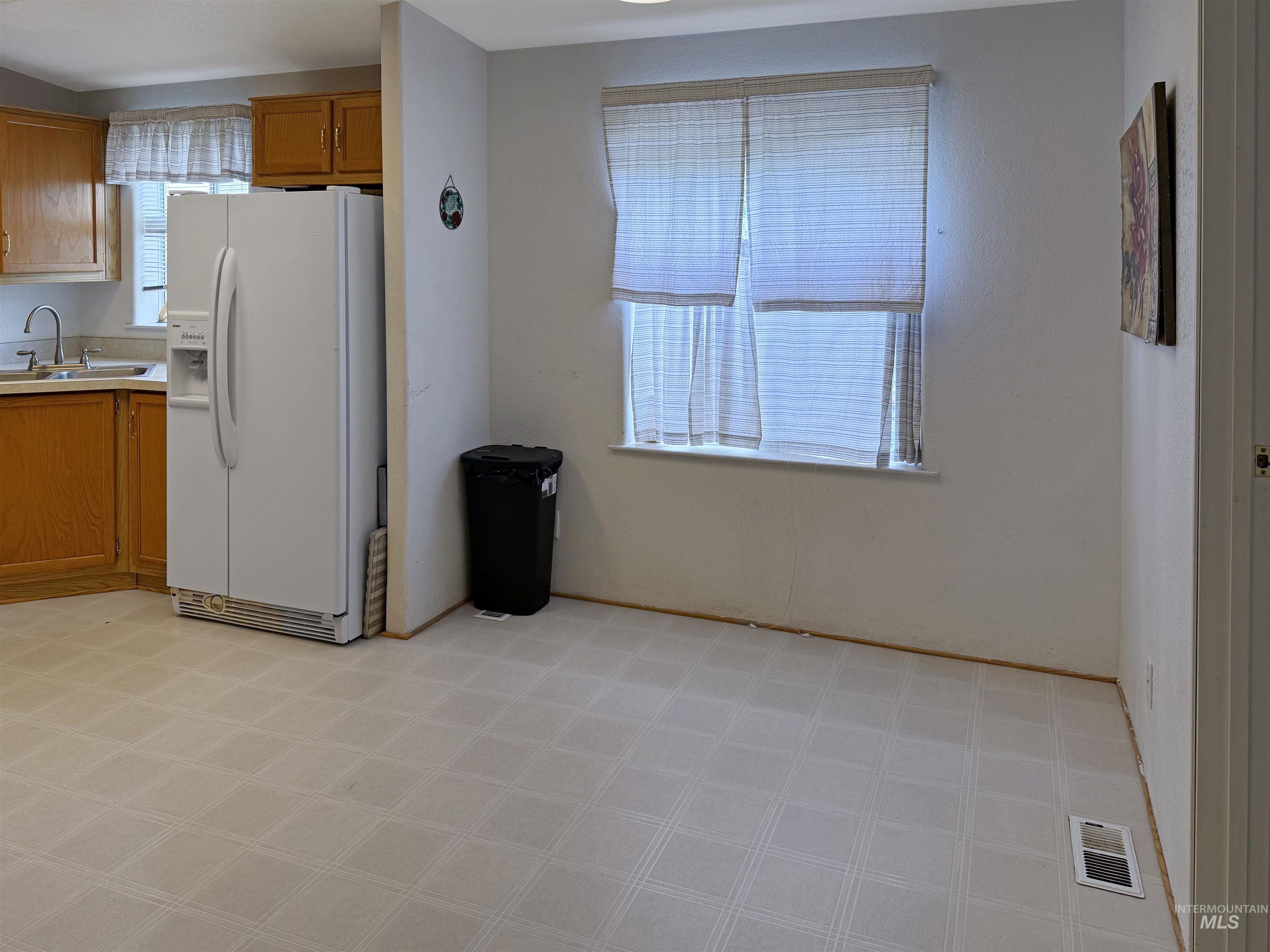 2102 Westwind Court Property Photo 10