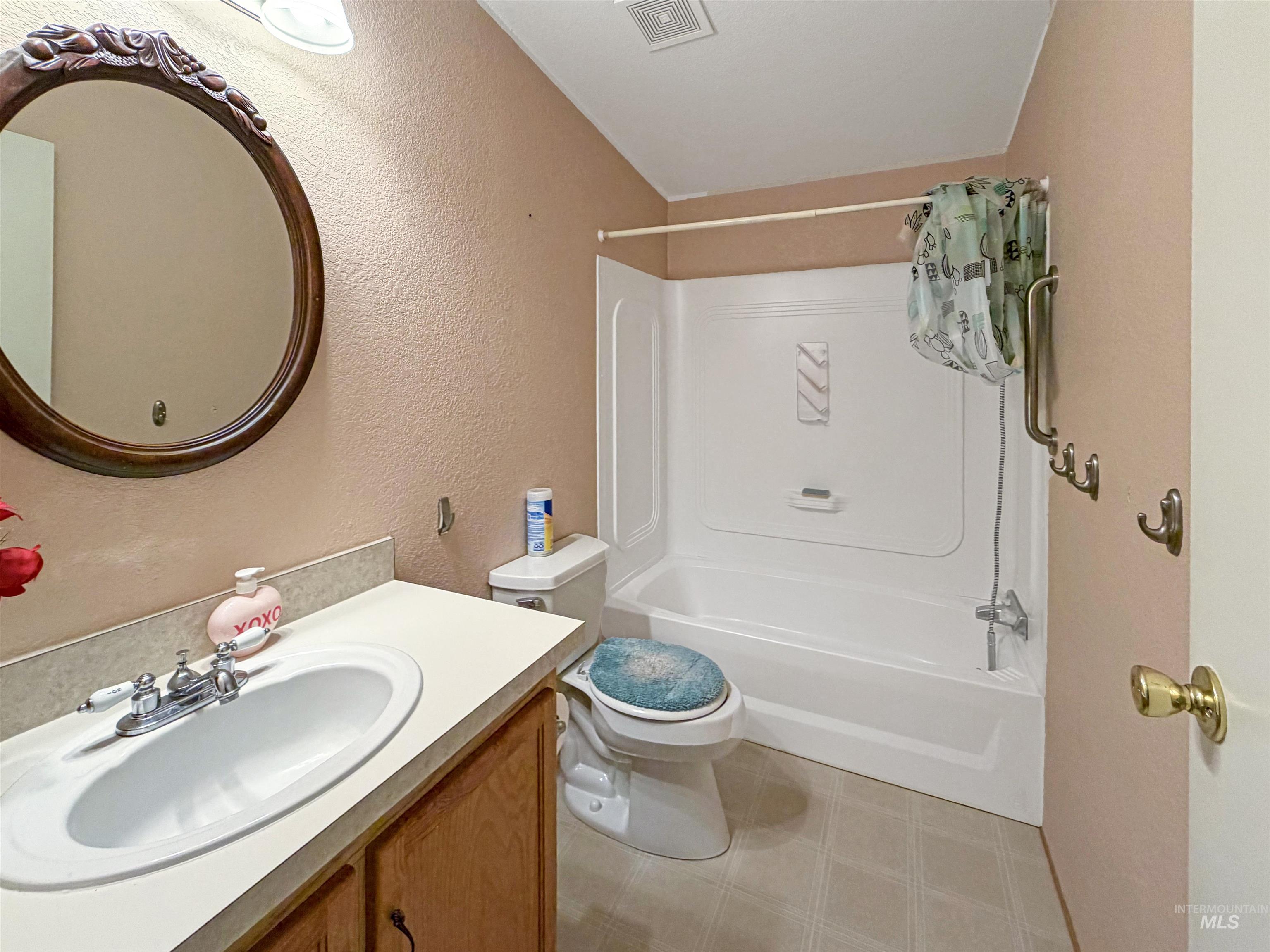 2102 Westwind Court Property Photo 19