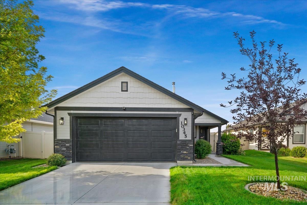 10345 Scout Ridge St Property Photo 2