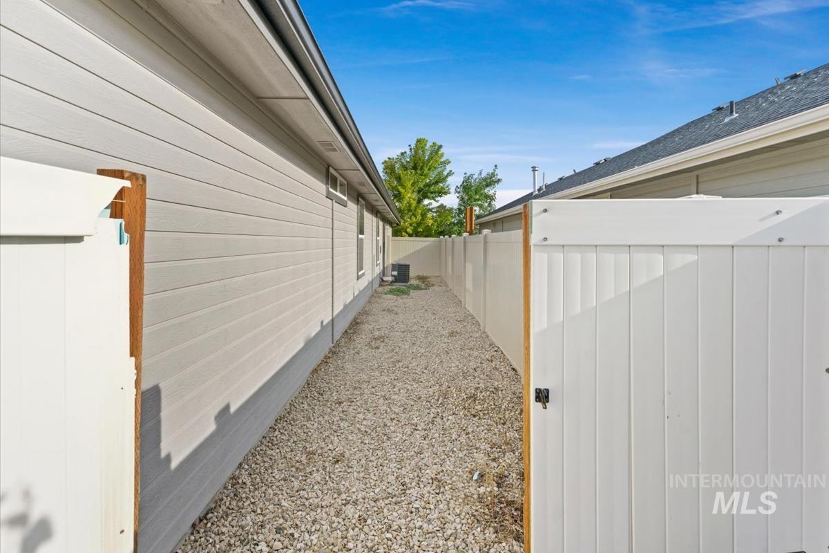 10345 Scout Ridge St Property Photo 36