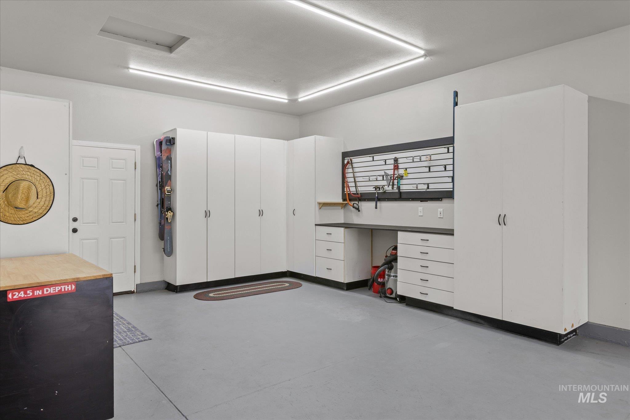 13393 W Elmspring Drive Property Photo 45