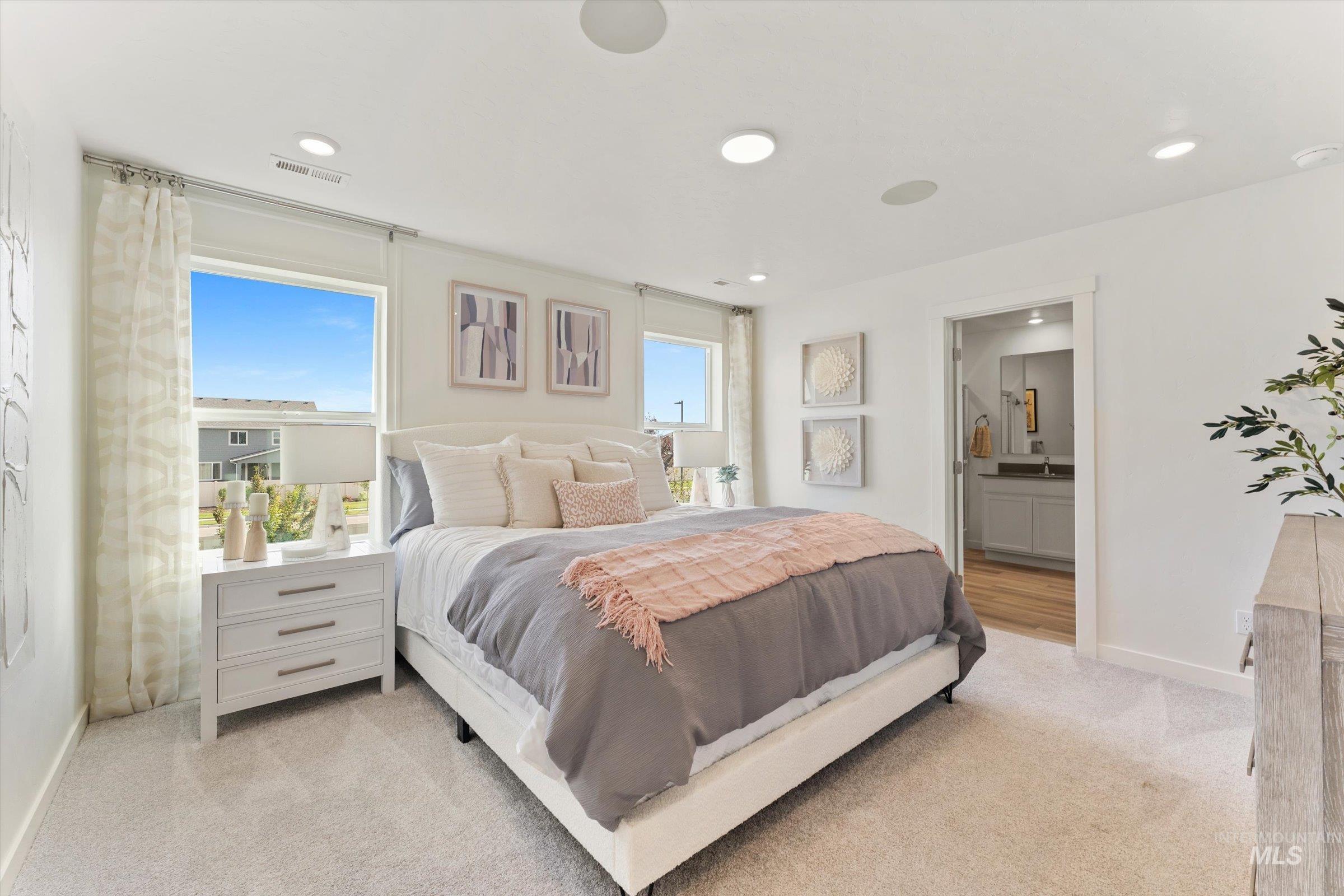 7925 E Beaufort St Property Photo 14