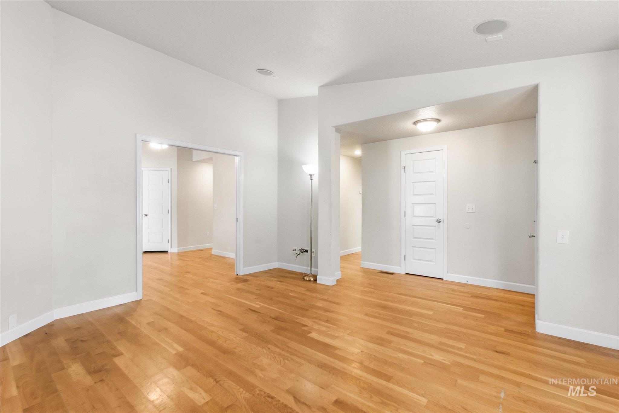 4778 N Wisteria Pl Property Photo 4