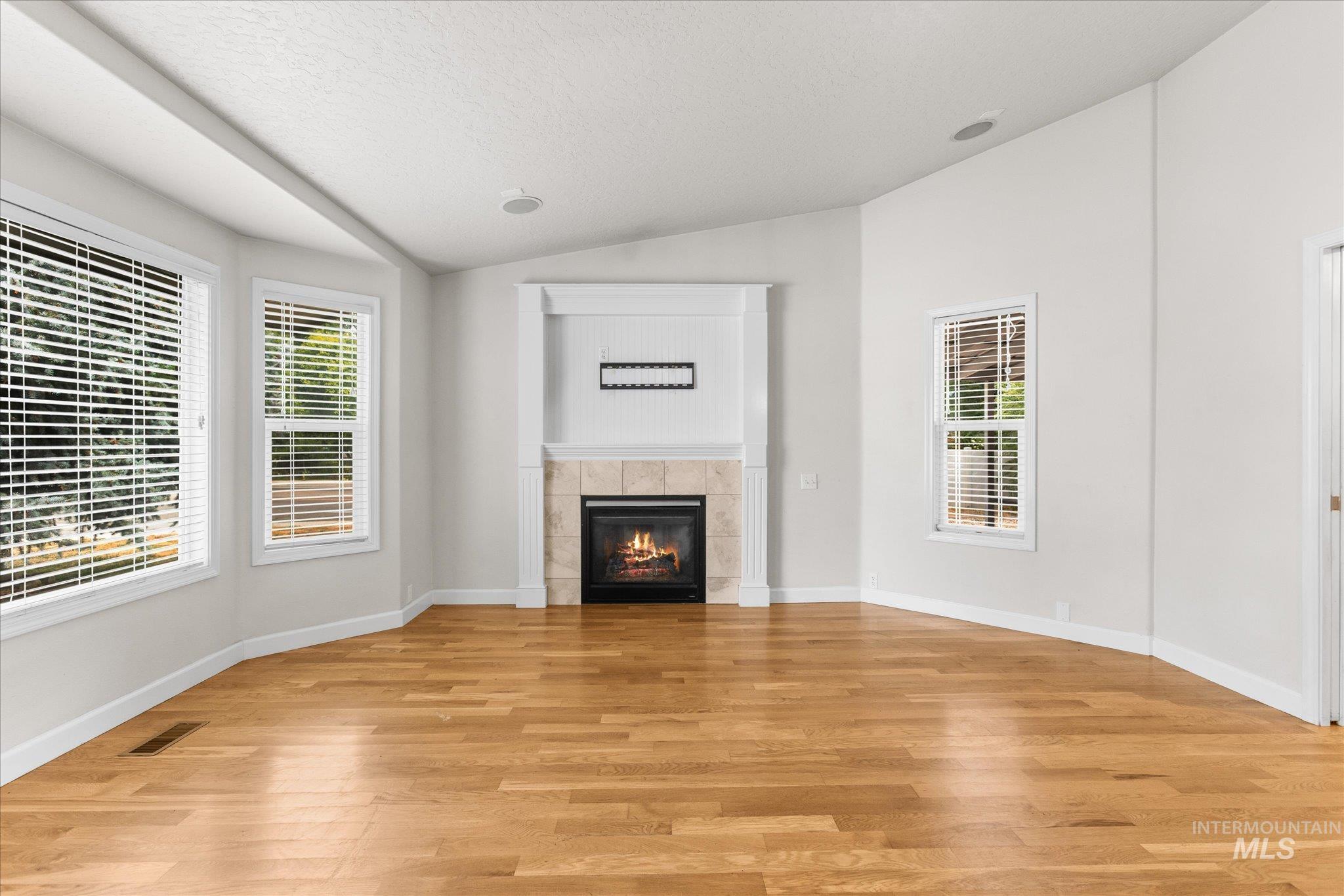 4778 N Wisteria Pl Property Photo 5