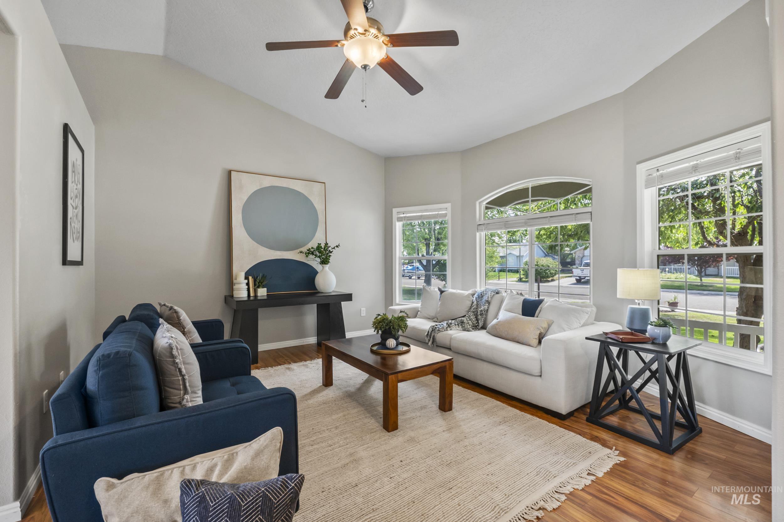 214 E Screech Owl Dr. Property Photo 6