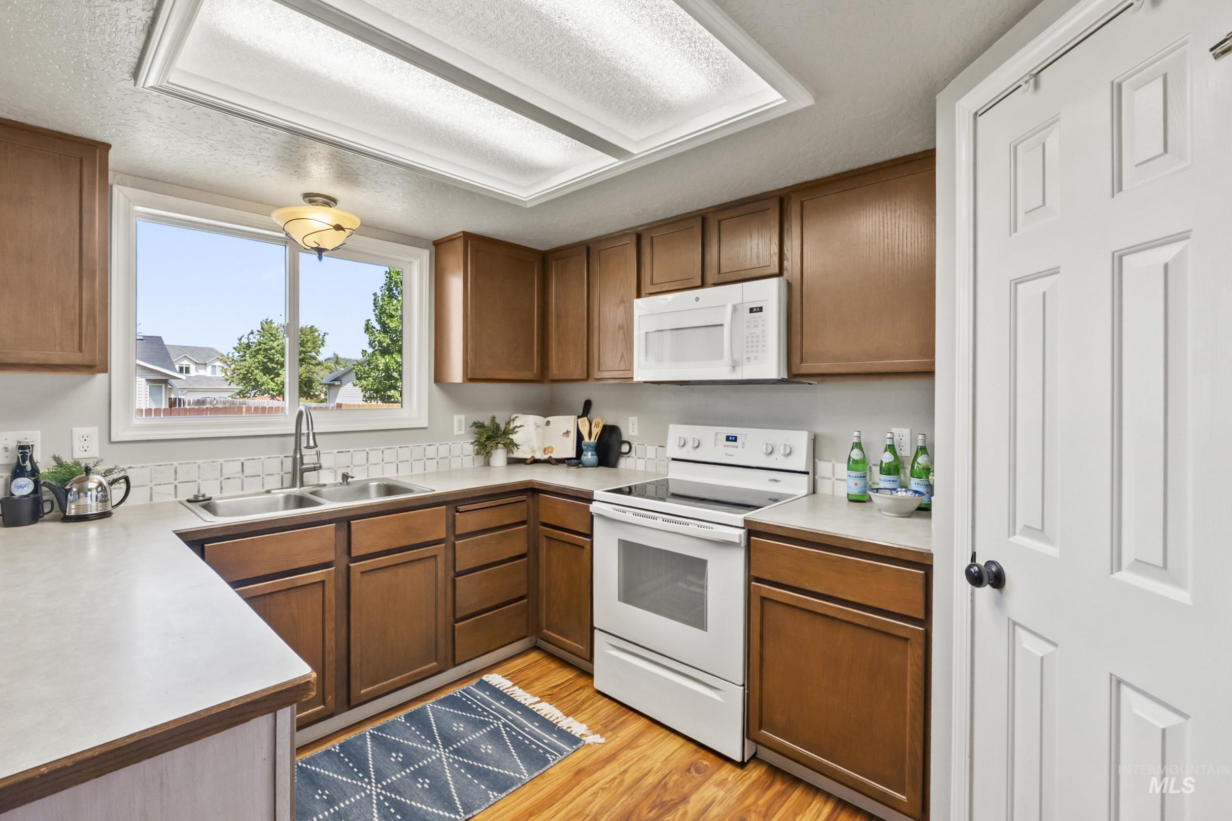 214 E Screech Owl Dr. Property Photo 11