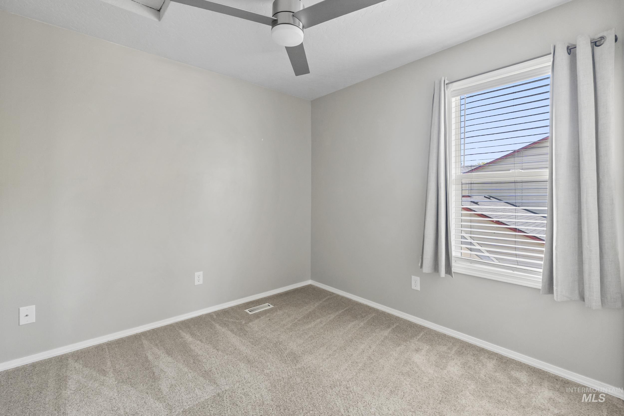 214 E Screech Owl Dr. Property Photo 29
