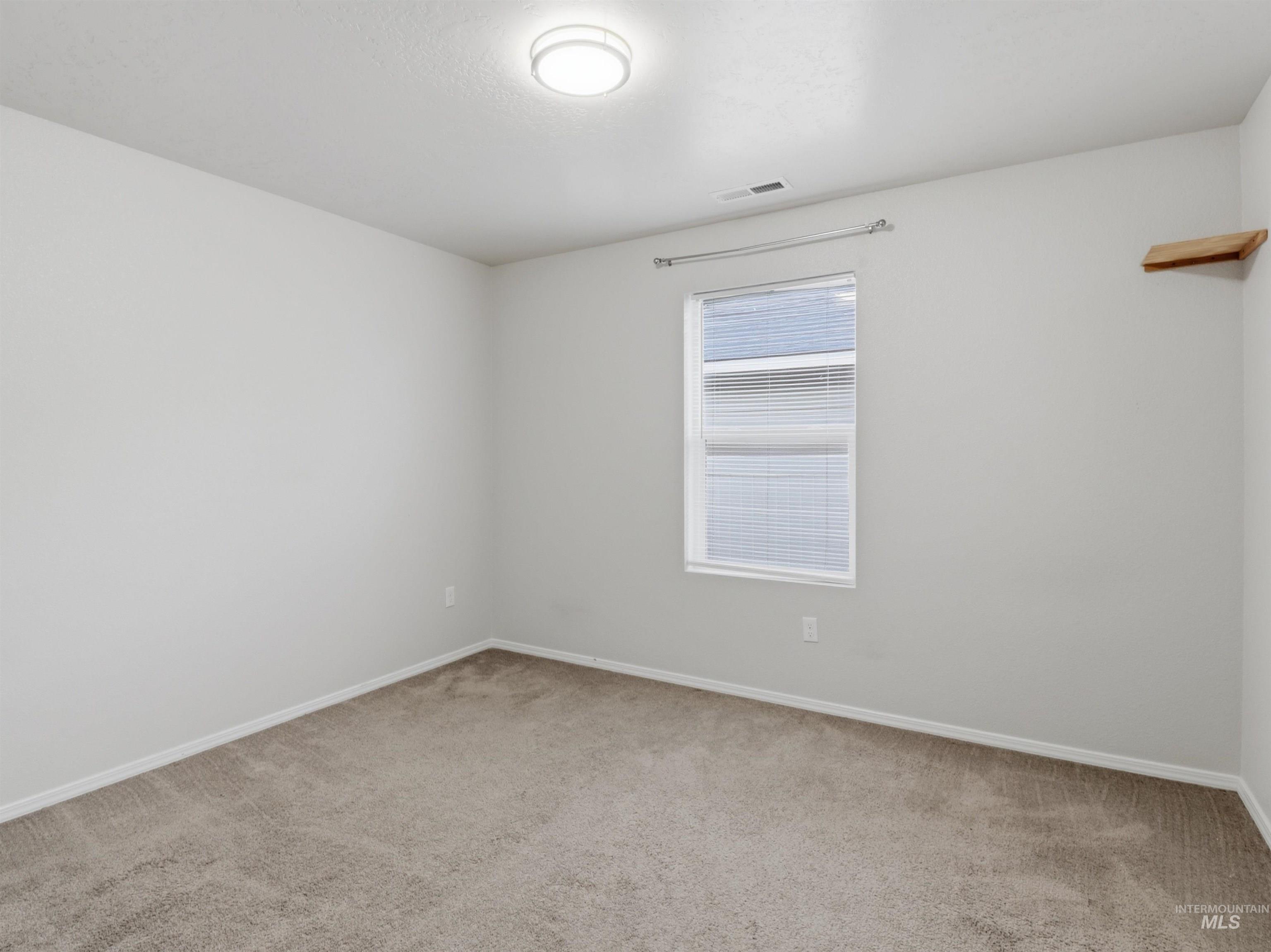 1679 W Sahara Dr. Property Photo 7