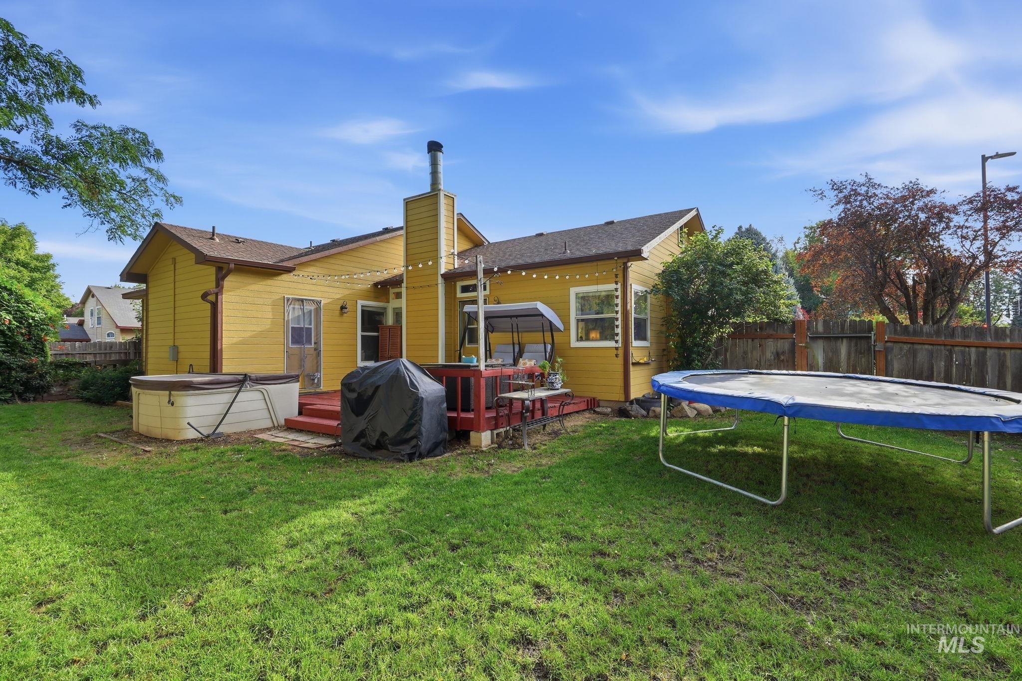 2217 N Amethyst Ave Property Photo 37