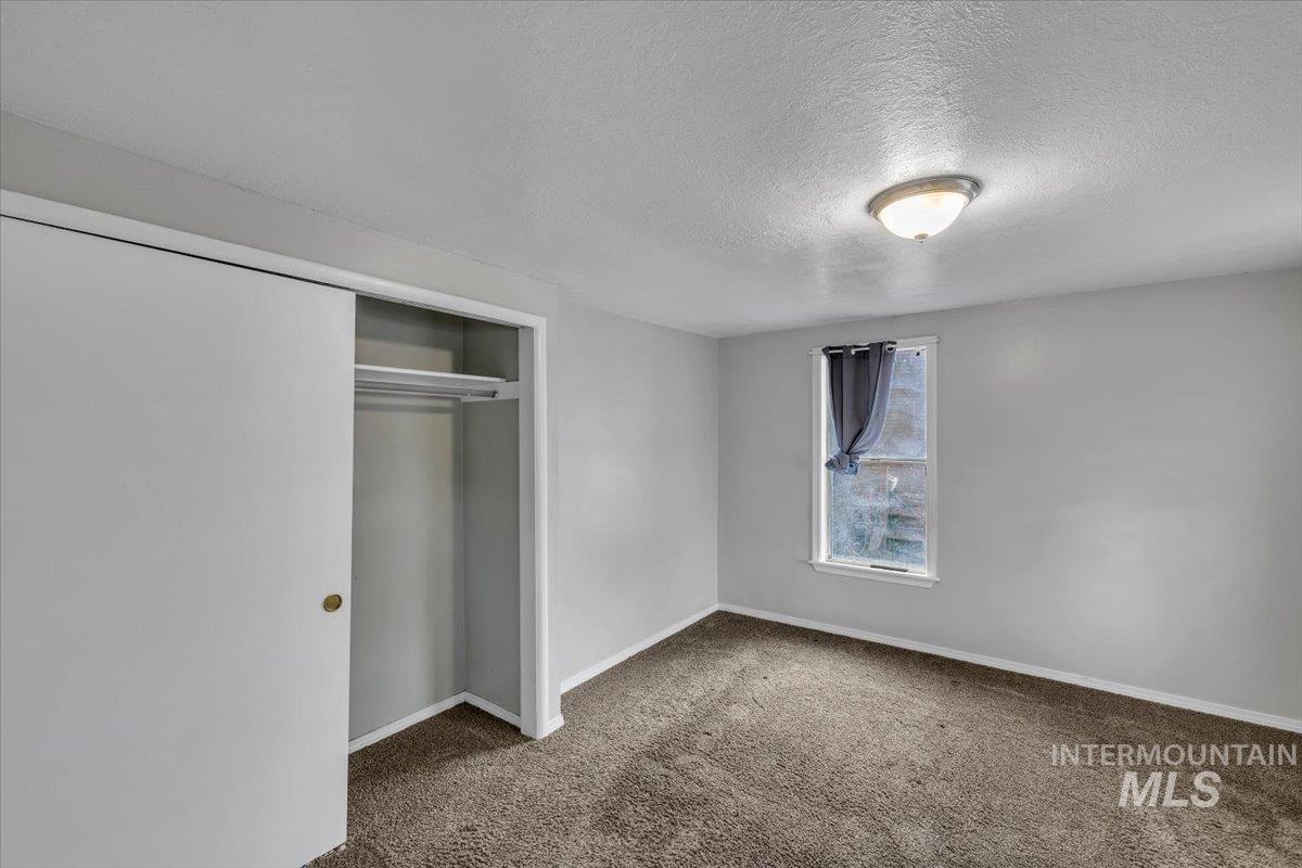 22 N Sunset St Property Photo 6