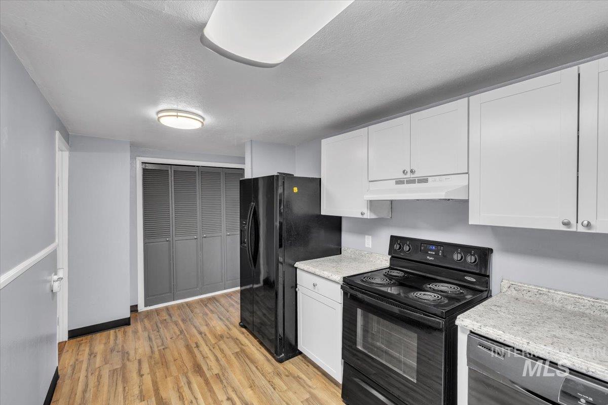 22 N Sunset St Property Photo 14