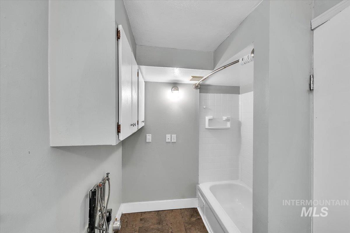 22 N Sunset St Property Photo 16