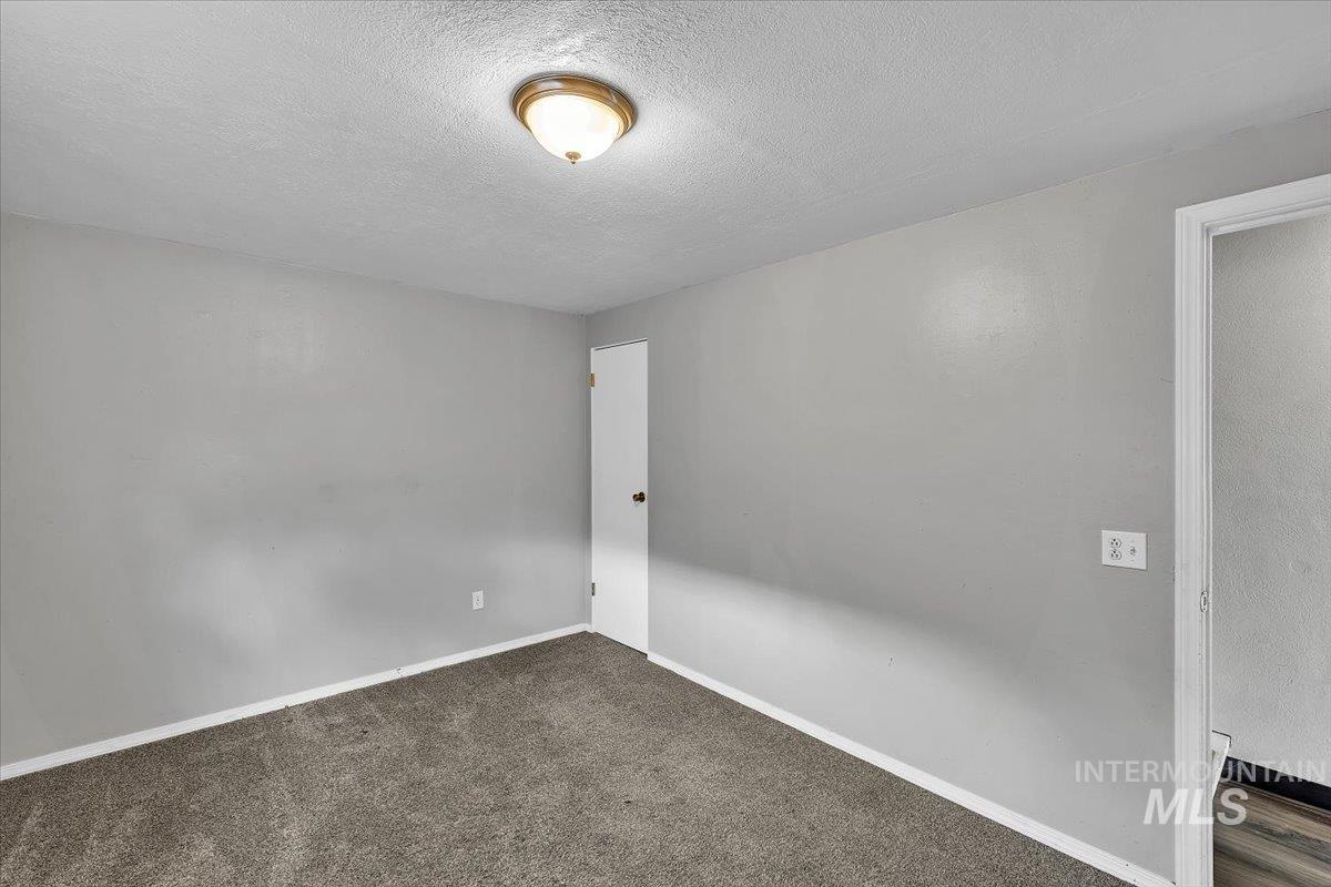 22 N Sunset St Property Photo 20
