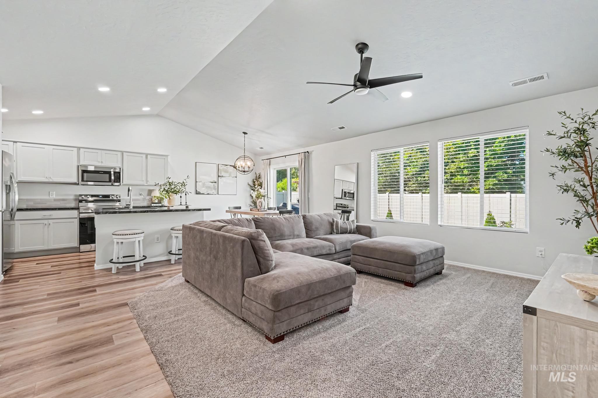 16847 Courtney Way Property Photo 1