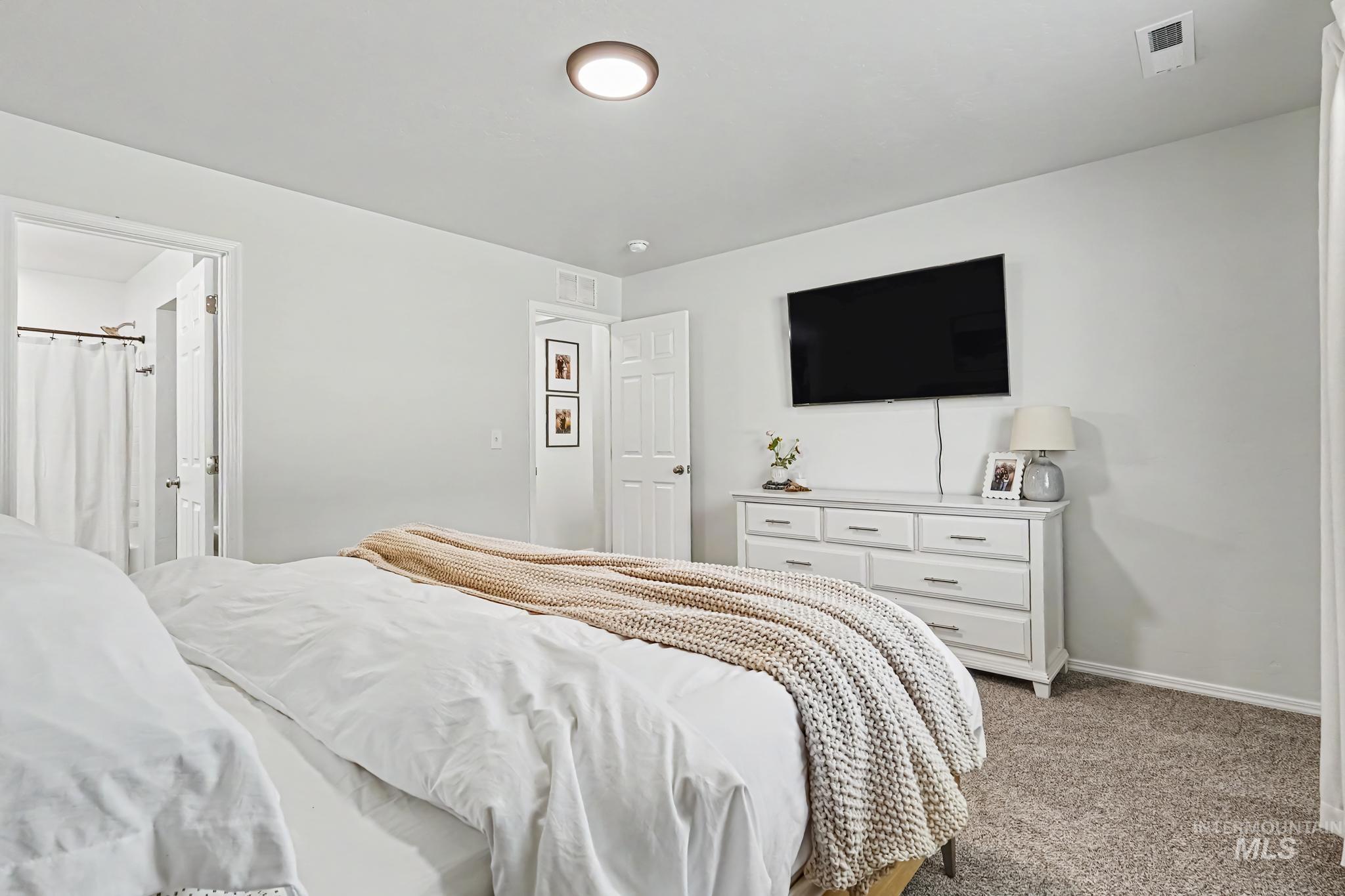 16847 Courtney Way Property Photo 15