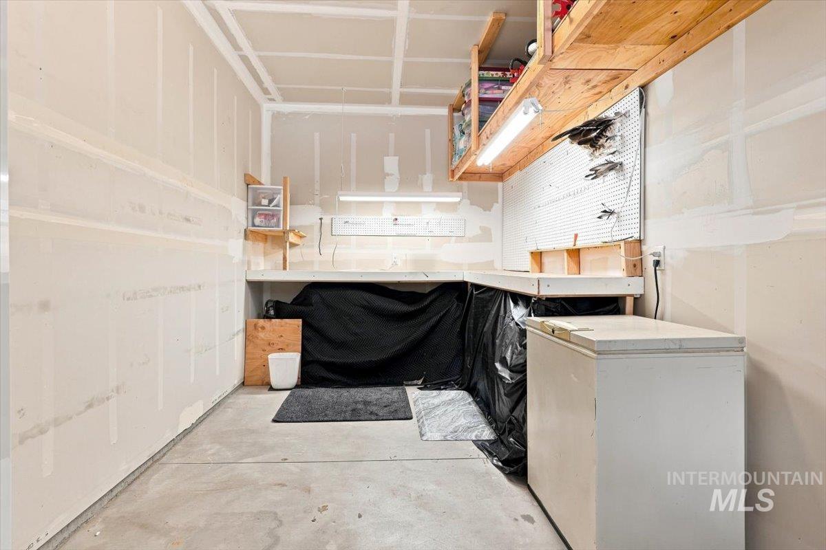 2370 S Knotty Timber Pl Property Photo 39