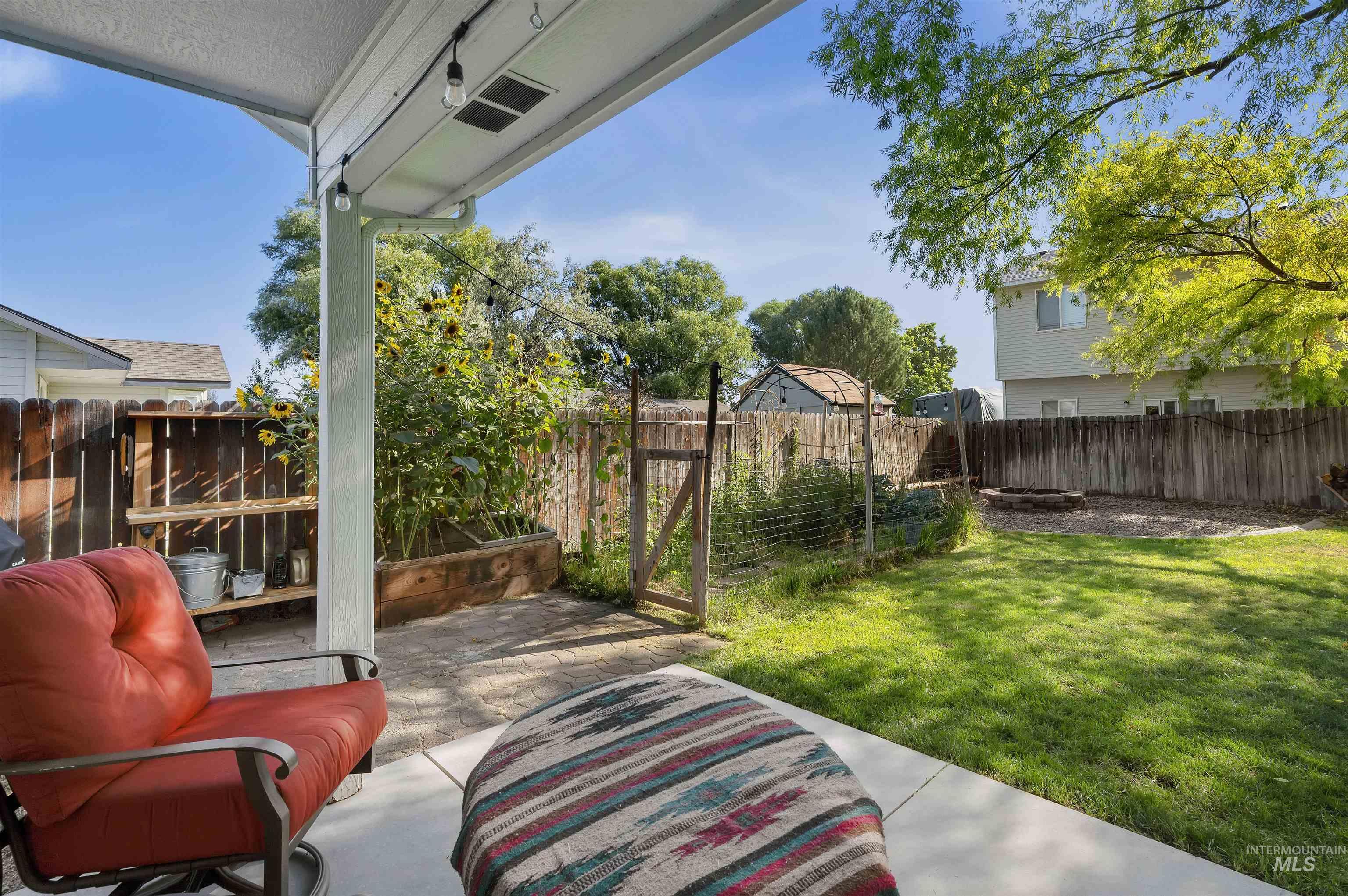 453 Morning Sun Dr Property Photo 27