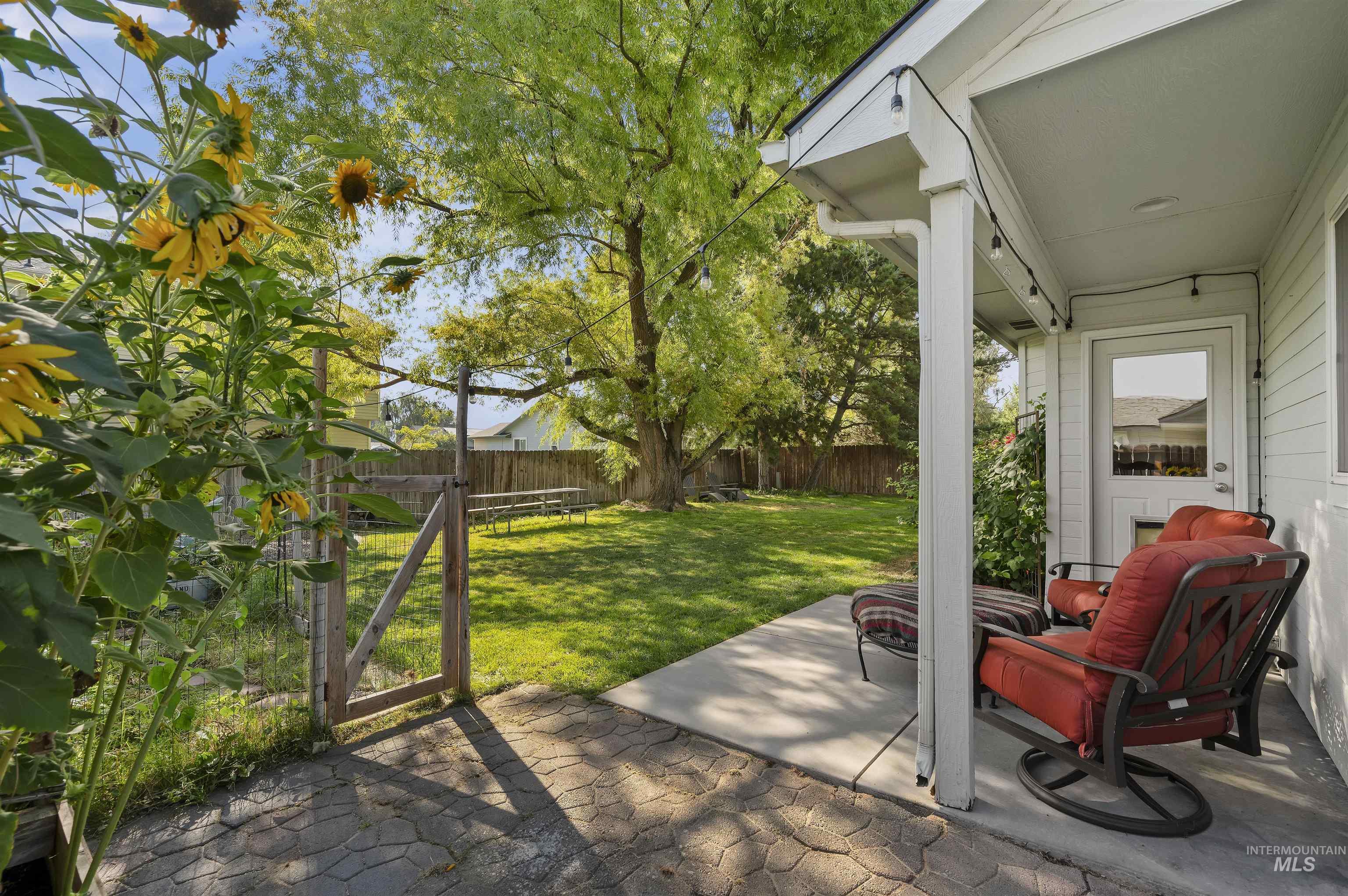 453 Morning Sun Dr Property Photo 28