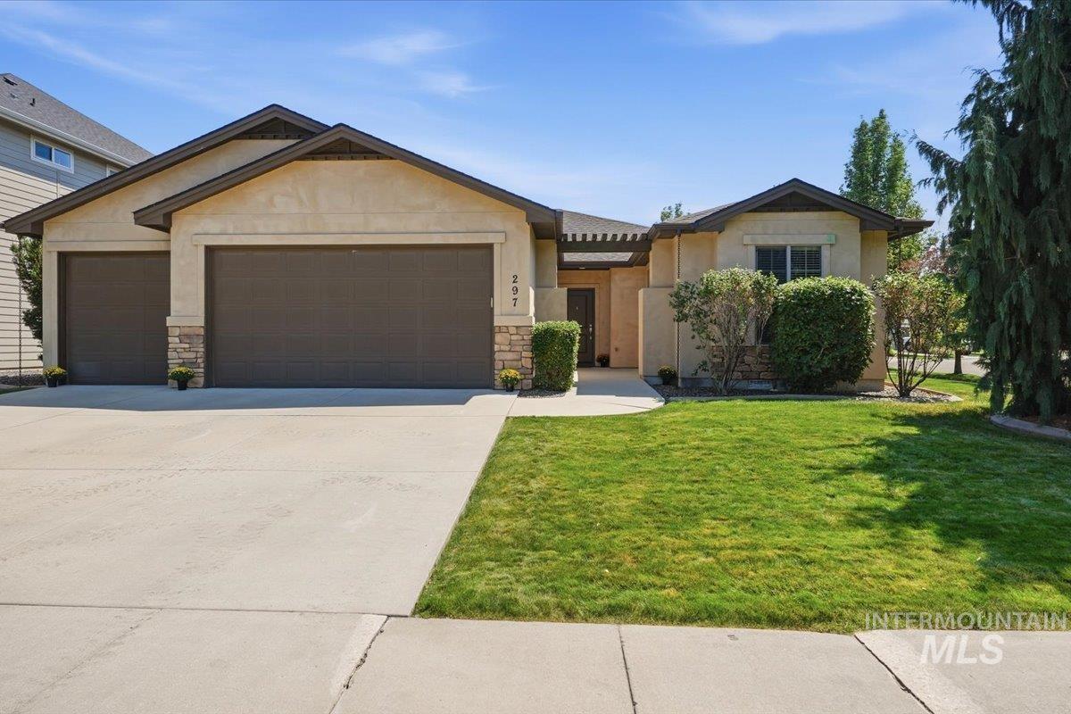 297 W Producer Dr Property Photo 1