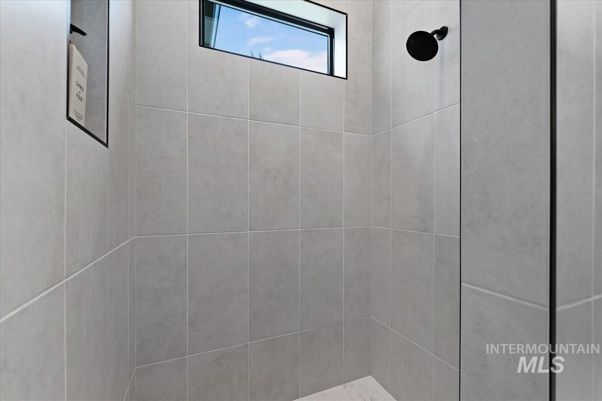 6509 Big Wood Way Property Photo 25