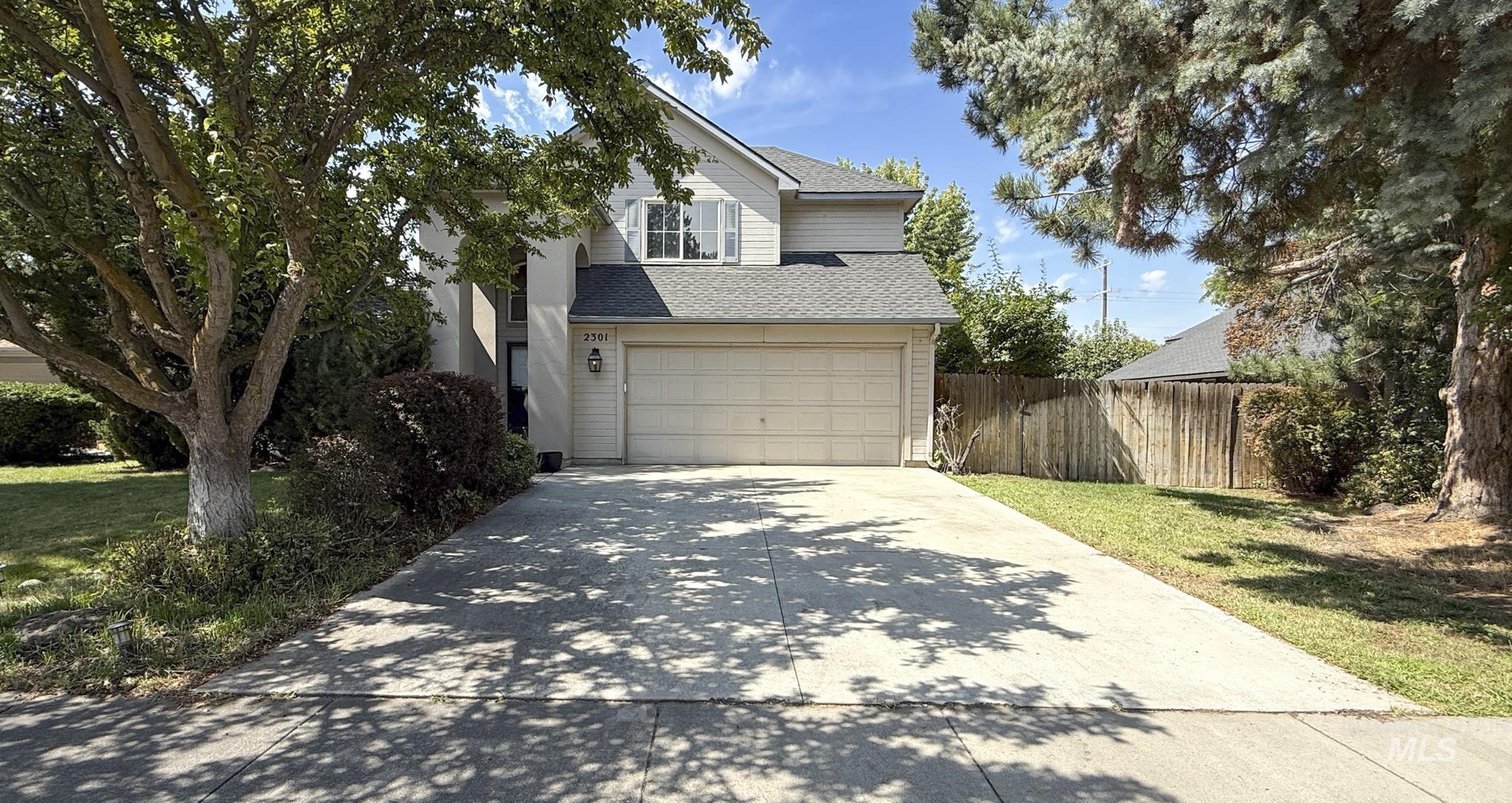 2301 N Swainson Ave Property Photo 1