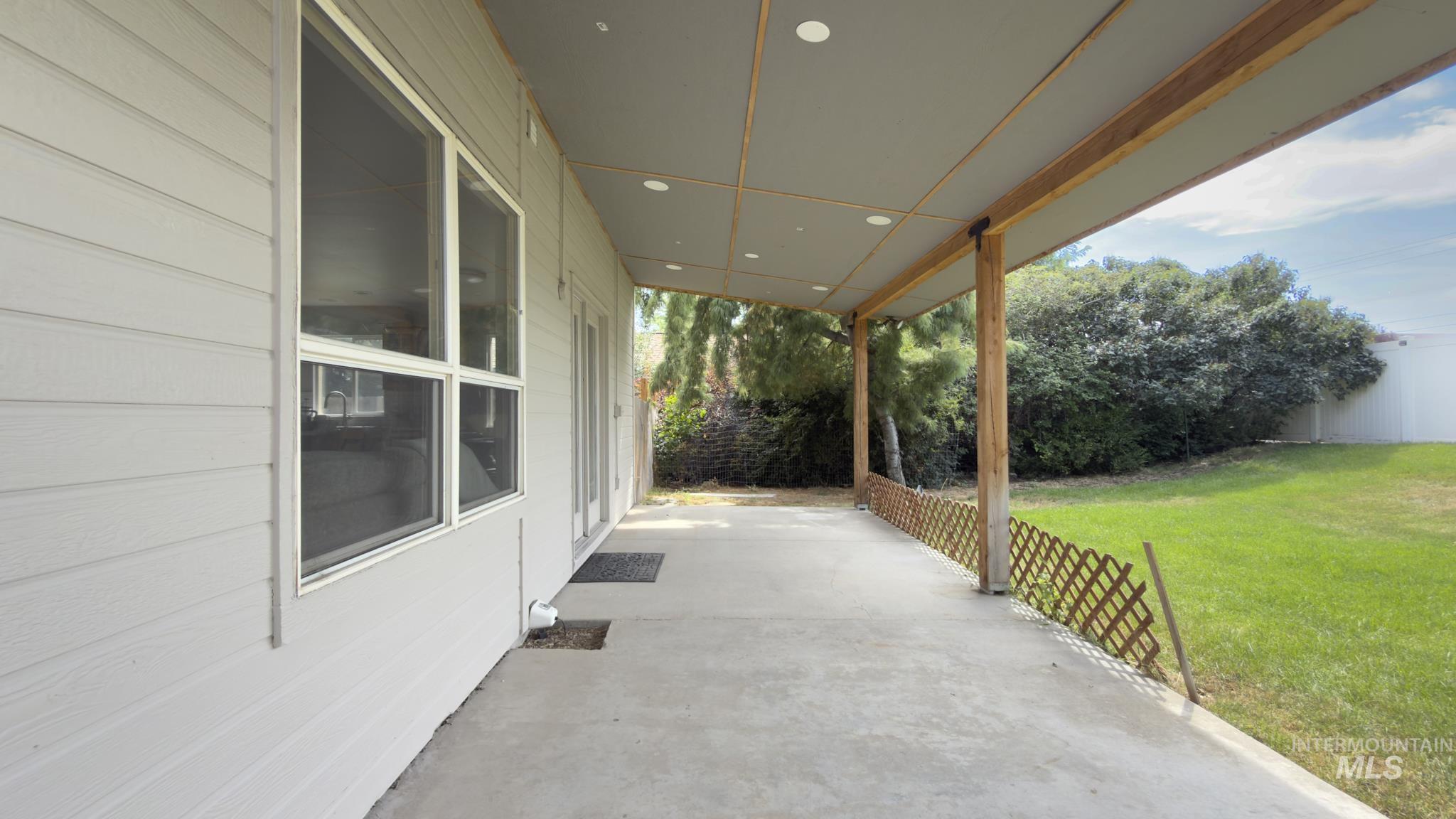 2301 N Swainson Ave Property Photo 39