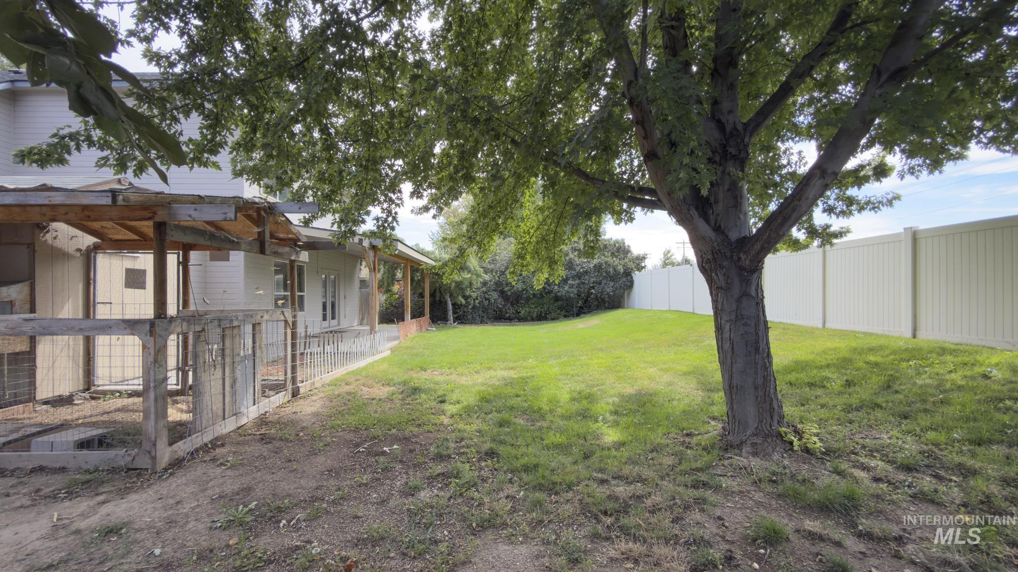 2301 N Swainson Ave Property Photo 40